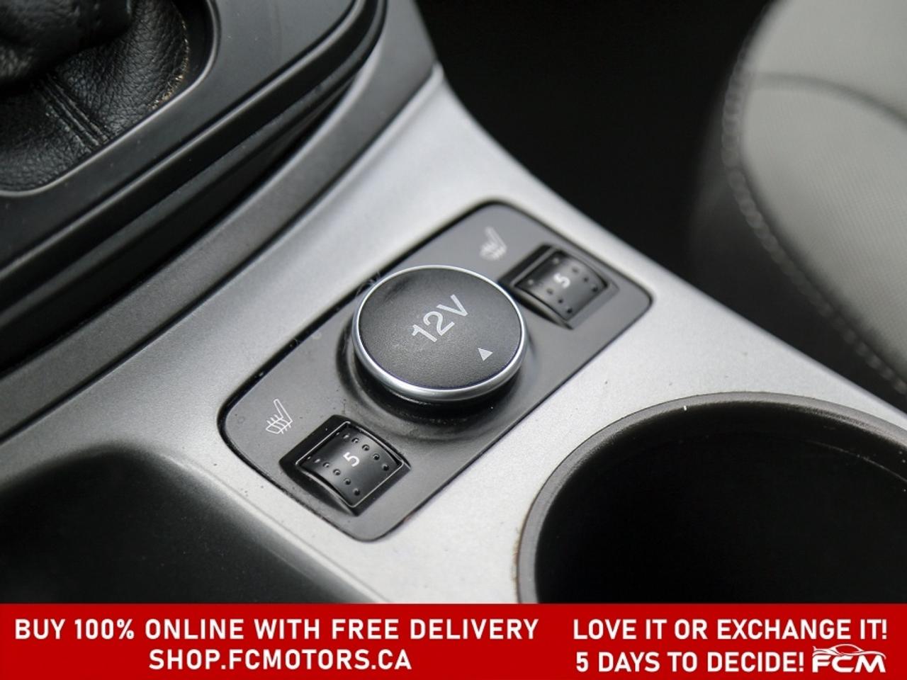 2015 Ford Escape SE AWD ~AUTOMATIC, FULLY CERTIFIED WITH WARRANTY!! Photo