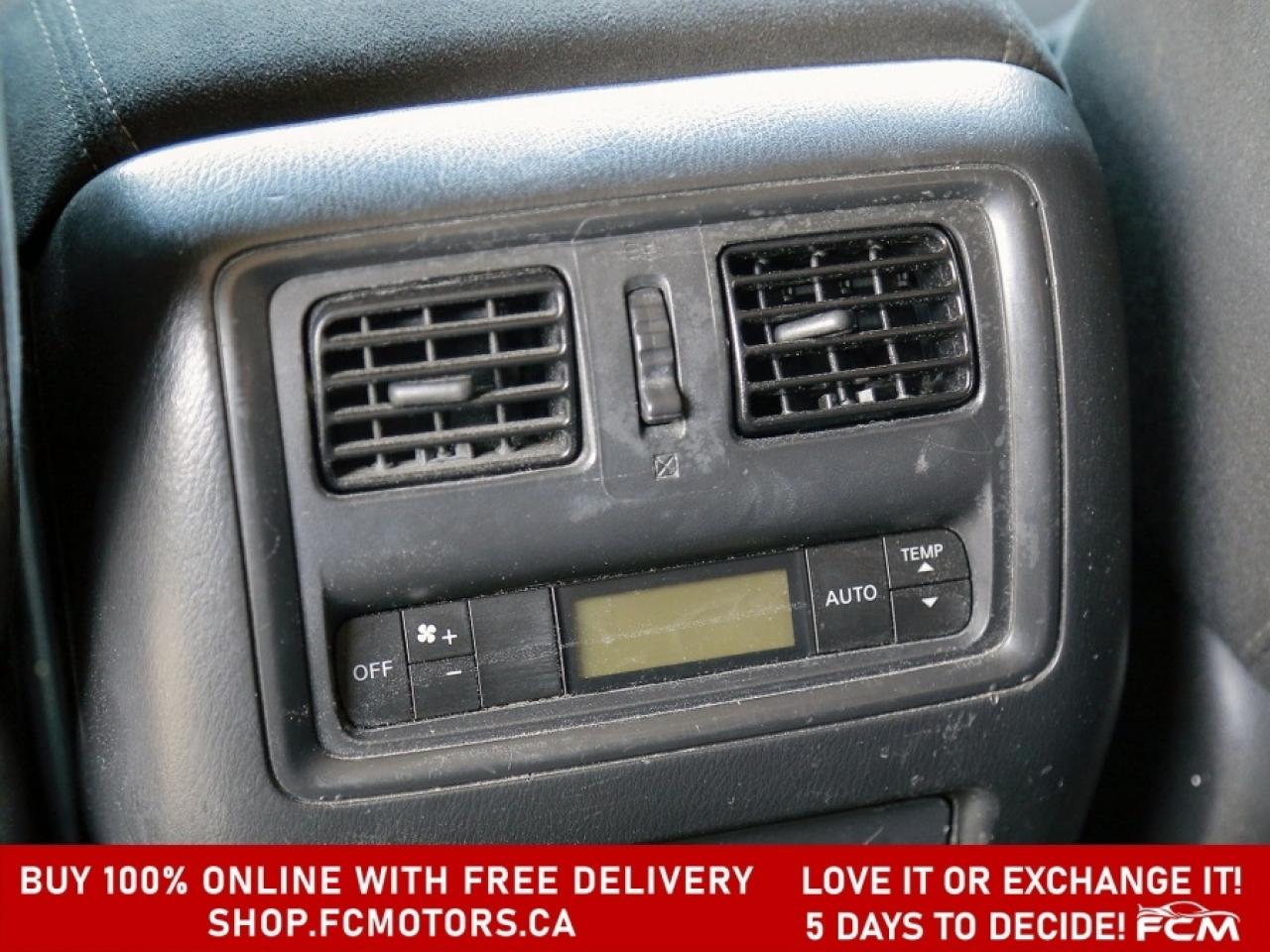 2016 Nissan Pathfinder SV AWD ~AUTOMATIC, FULLY CERTIFIED WITH WARRANTY!! Photo