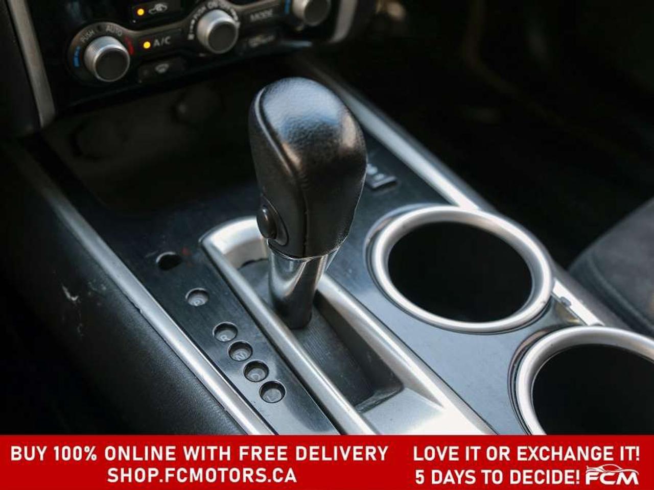 2016 Nissan Pathfinder SV AWD   FULLY CERTIFIED WITH WARRANTY Photo