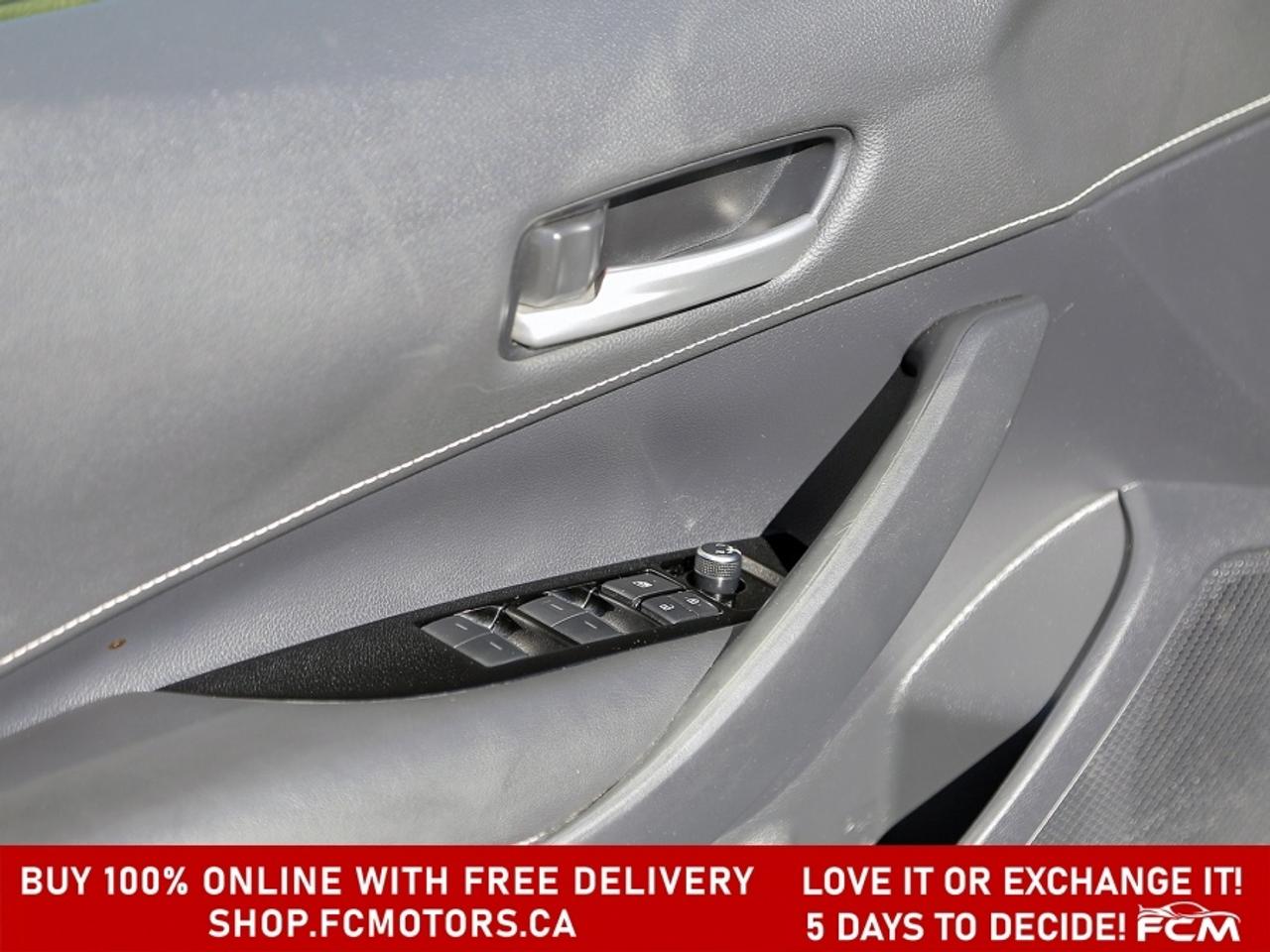 2019 Toyota Corolla Hatchback SE ~AUTOMATIC, FULLY CERTIFIED WITH WARRANTY!!!!~ Photo