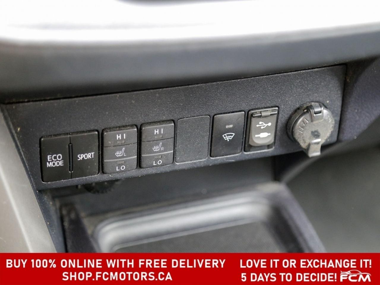 2017 Toyota RAV4 LE AWD ~AUTOMATIC, FULLY CERTIFIED WITH WARRANTY!! Photo