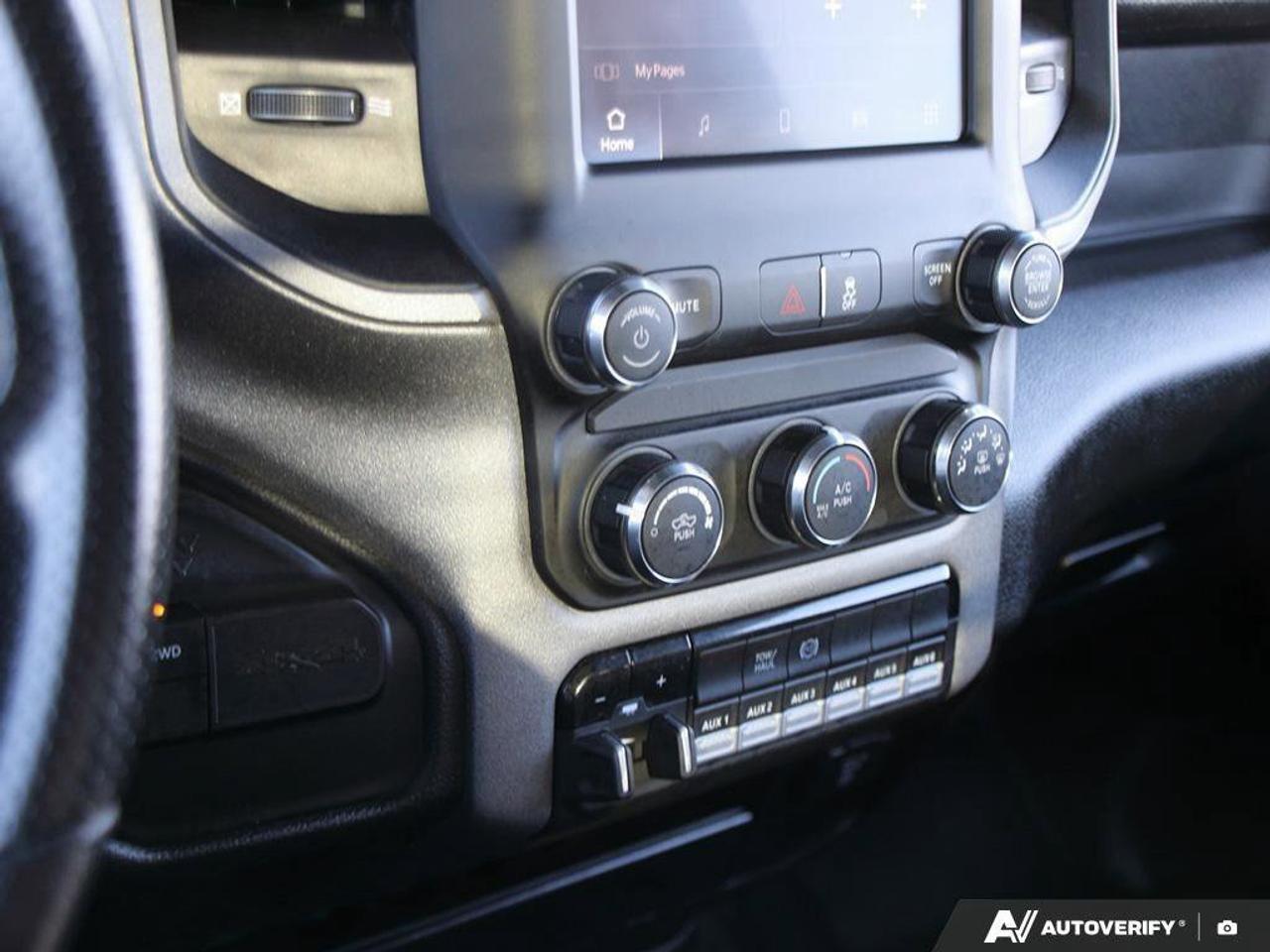 2024 RAM 3500 TRADESMAN 4X4 REG CAB 8' BOX Photo