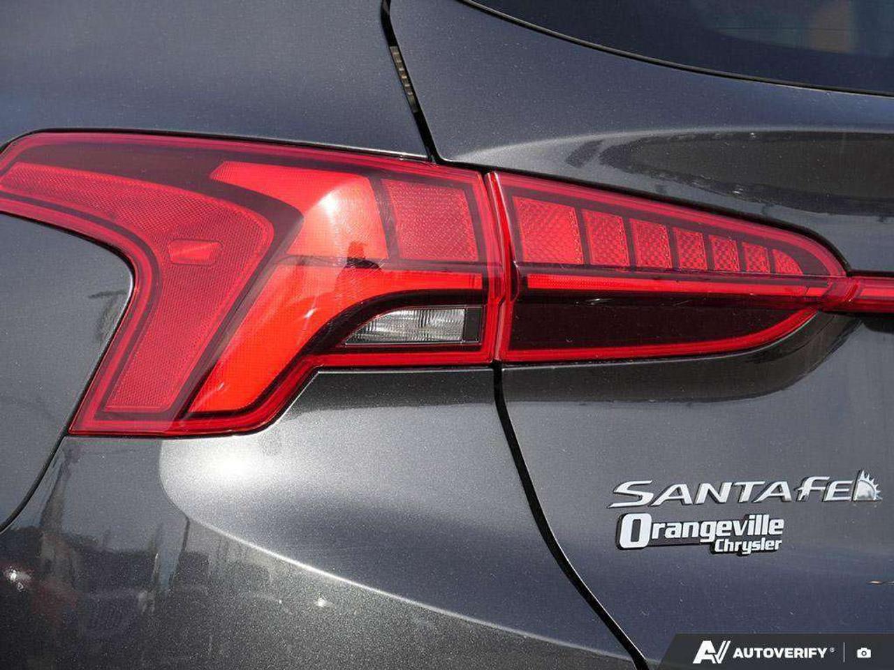 2023 Hyundai Santa Fe preferred AWD, 2.5L, ALLOYS, SNOWS, AWD, LEATHER, CERTIFIED PREOWNED! Photo