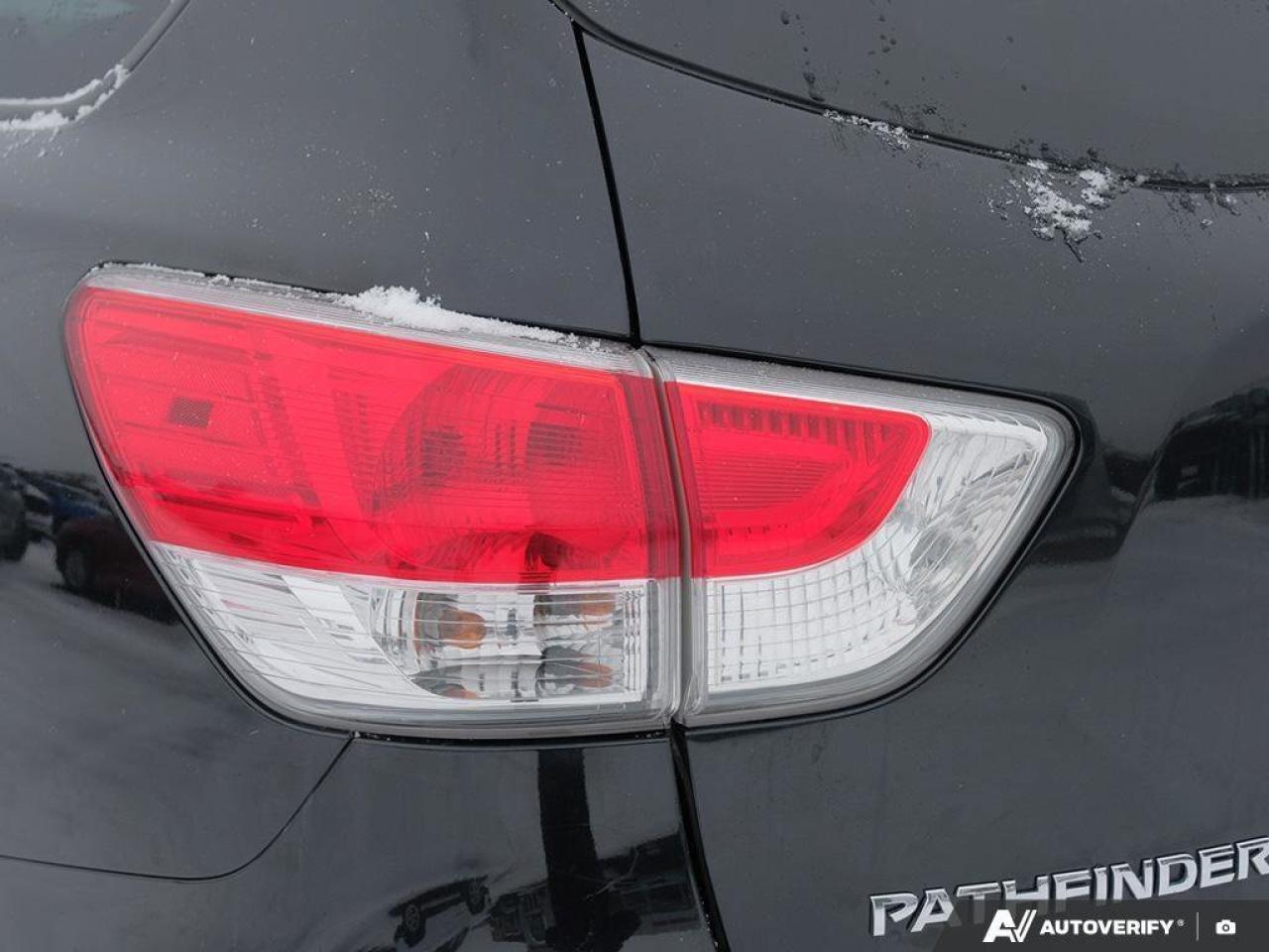 2016 Nissan Pathfinder  Photo