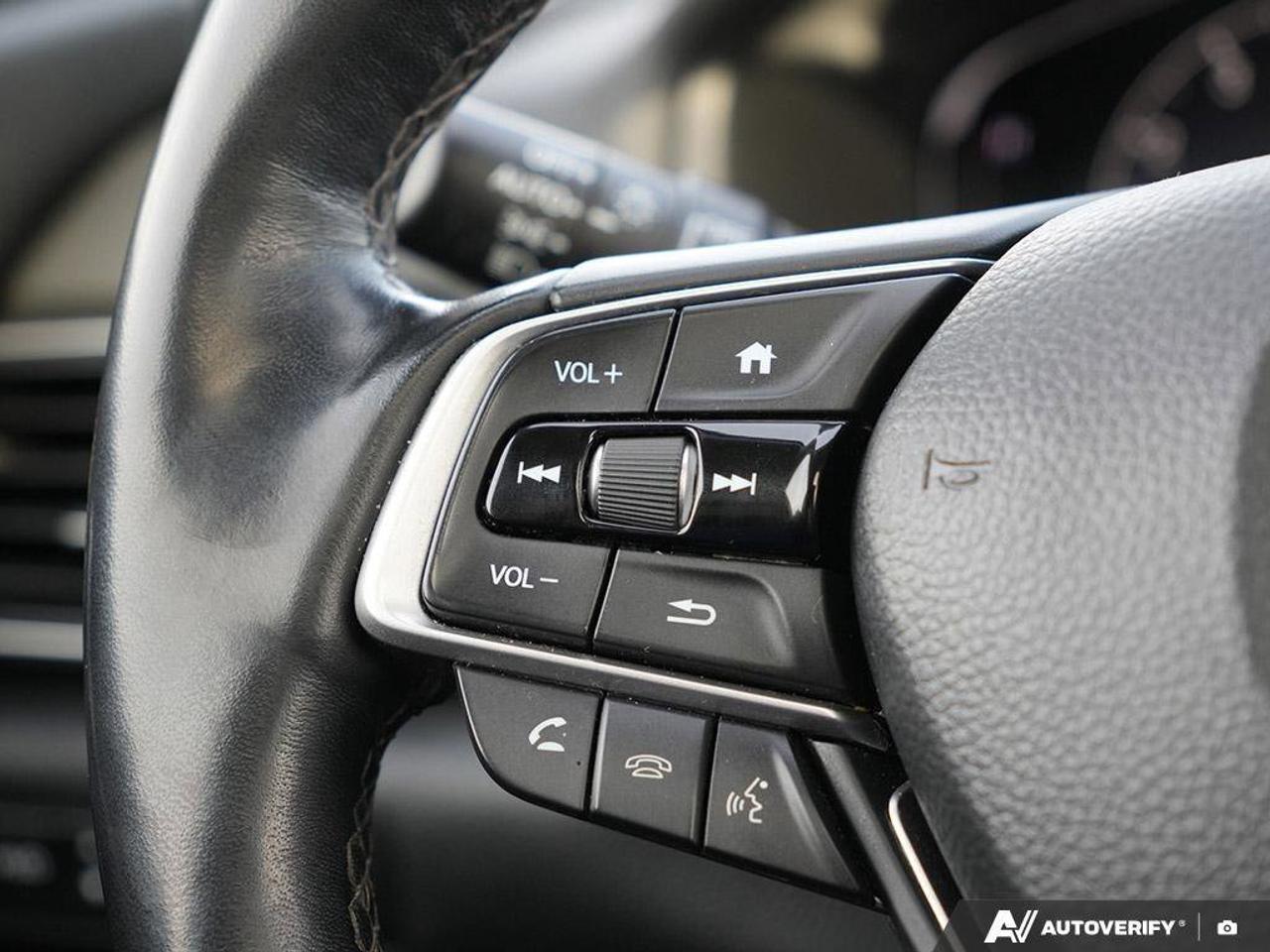 2021 Honda Accord Sedan Touring CVT Photo