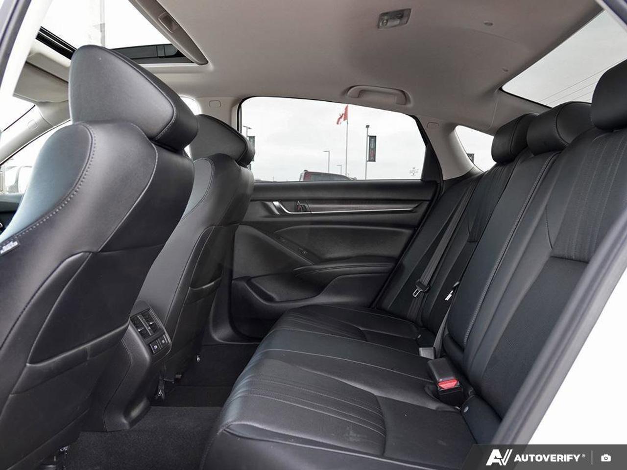 2021 Honda Accord Sedan Touring CVT Photo