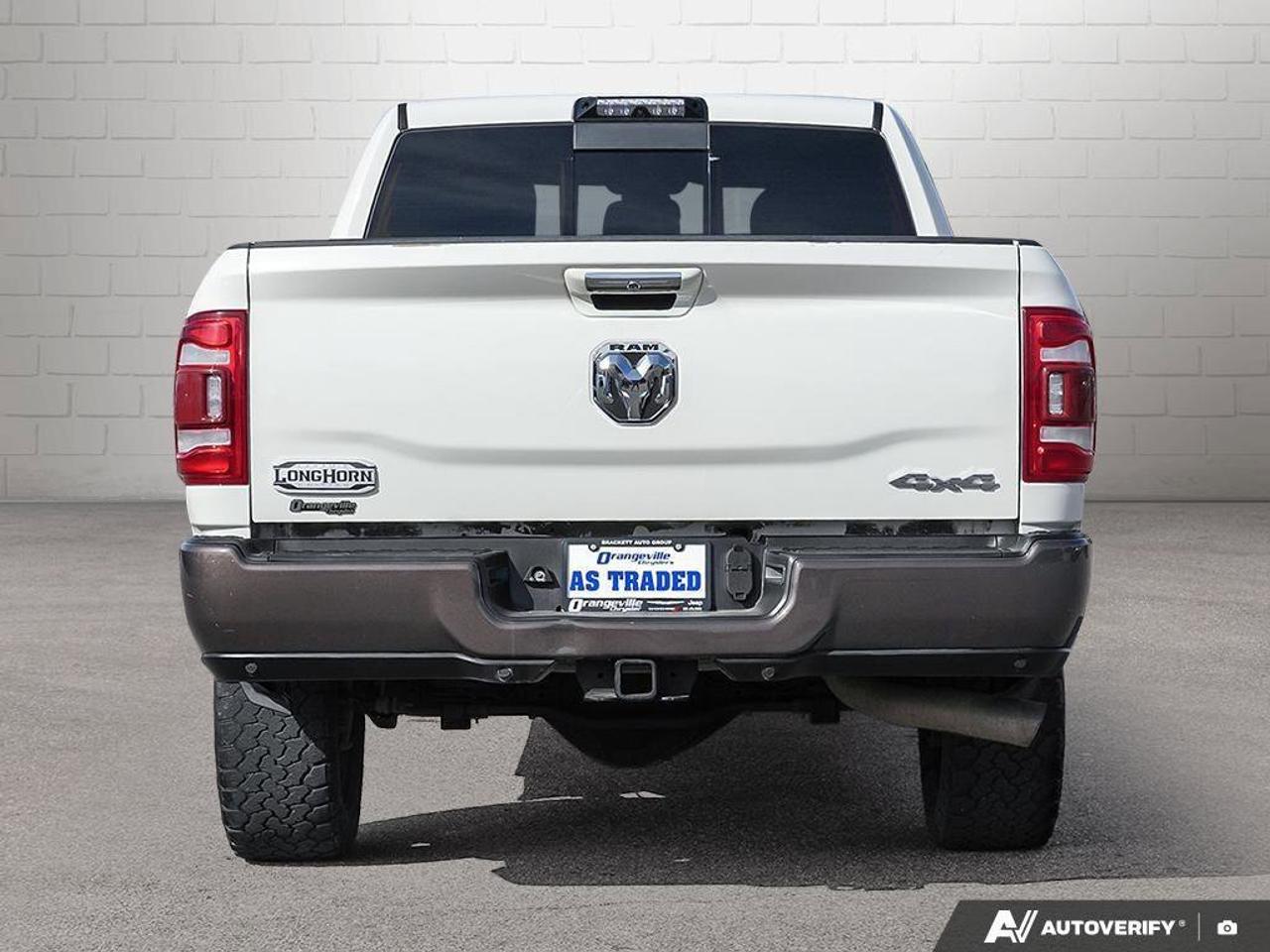 2019 RAM 2500 Laramie Longhorn 4x4 Crew Cab 6'4  Box Photo4