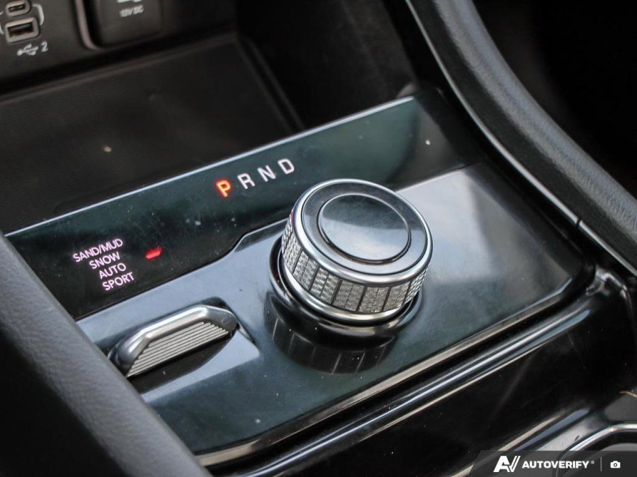 2022 Jeep Grand Cherokee L Limited 4x4 Photo