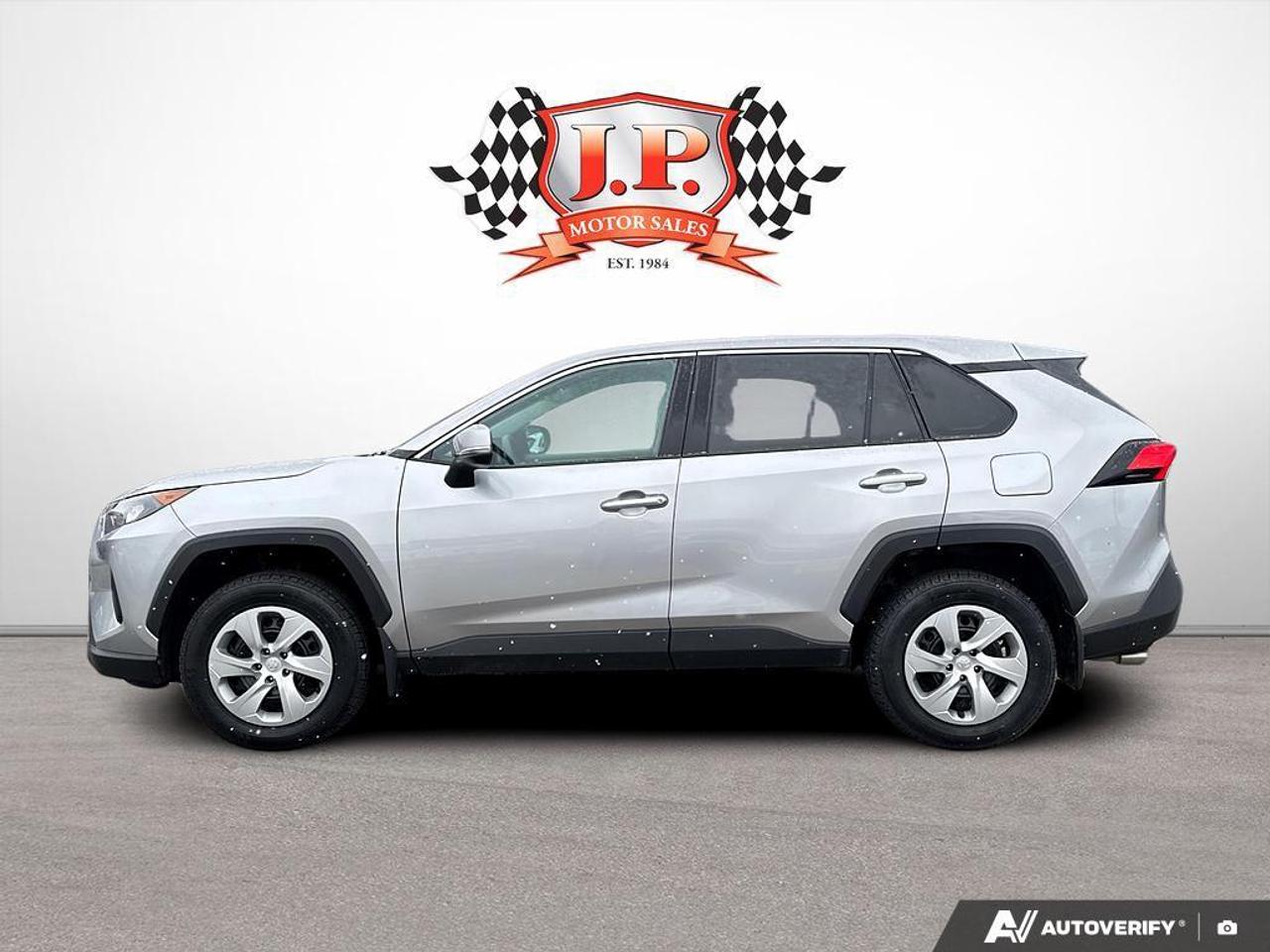2022 Toyota RAV4 LE BACKUP CAM   HEATED SEATS   LANE ASSIST   SMART Photo