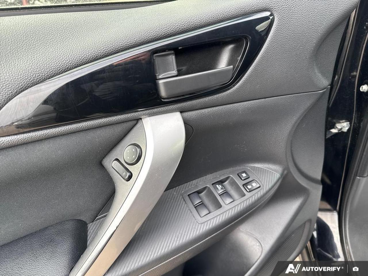 2022 Mitsubishi Eclipse Cross ES BACKUP CAM   HEATED SEATS   KEYLESS ENTRY   SIR Photo