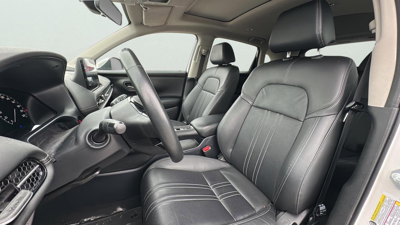 2023 Honda HR-V EX-L Photo