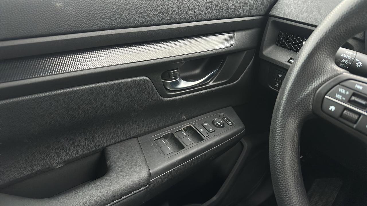 2024 Honda CR-V LX Photo