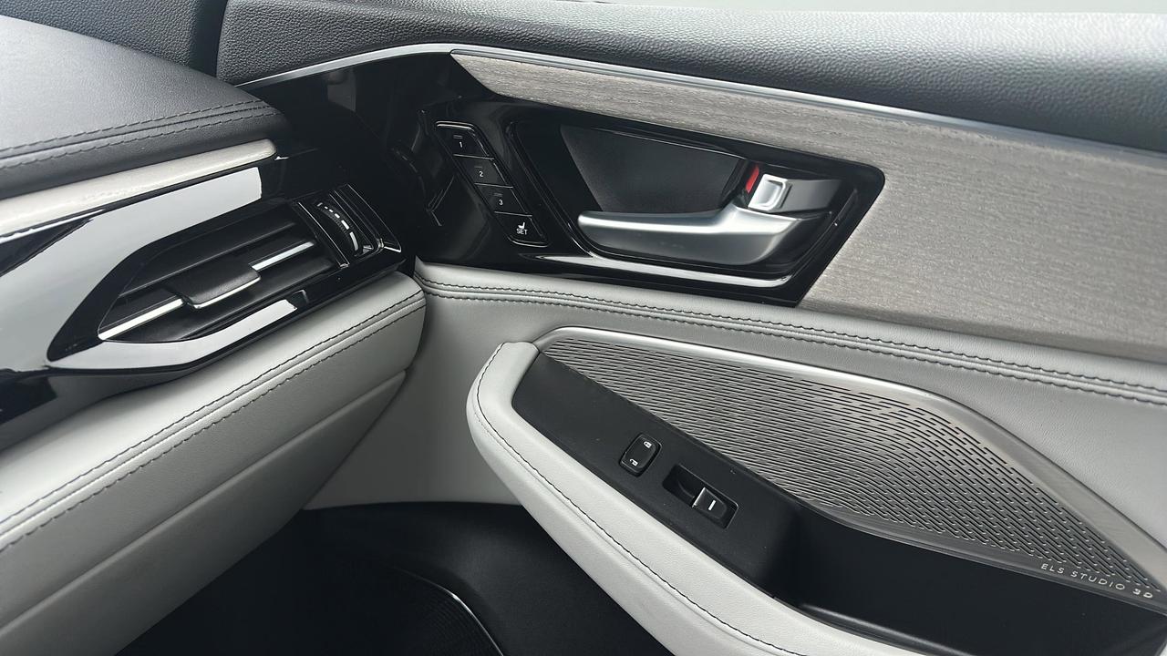 2022 Acura MDX SH-AWD Photo