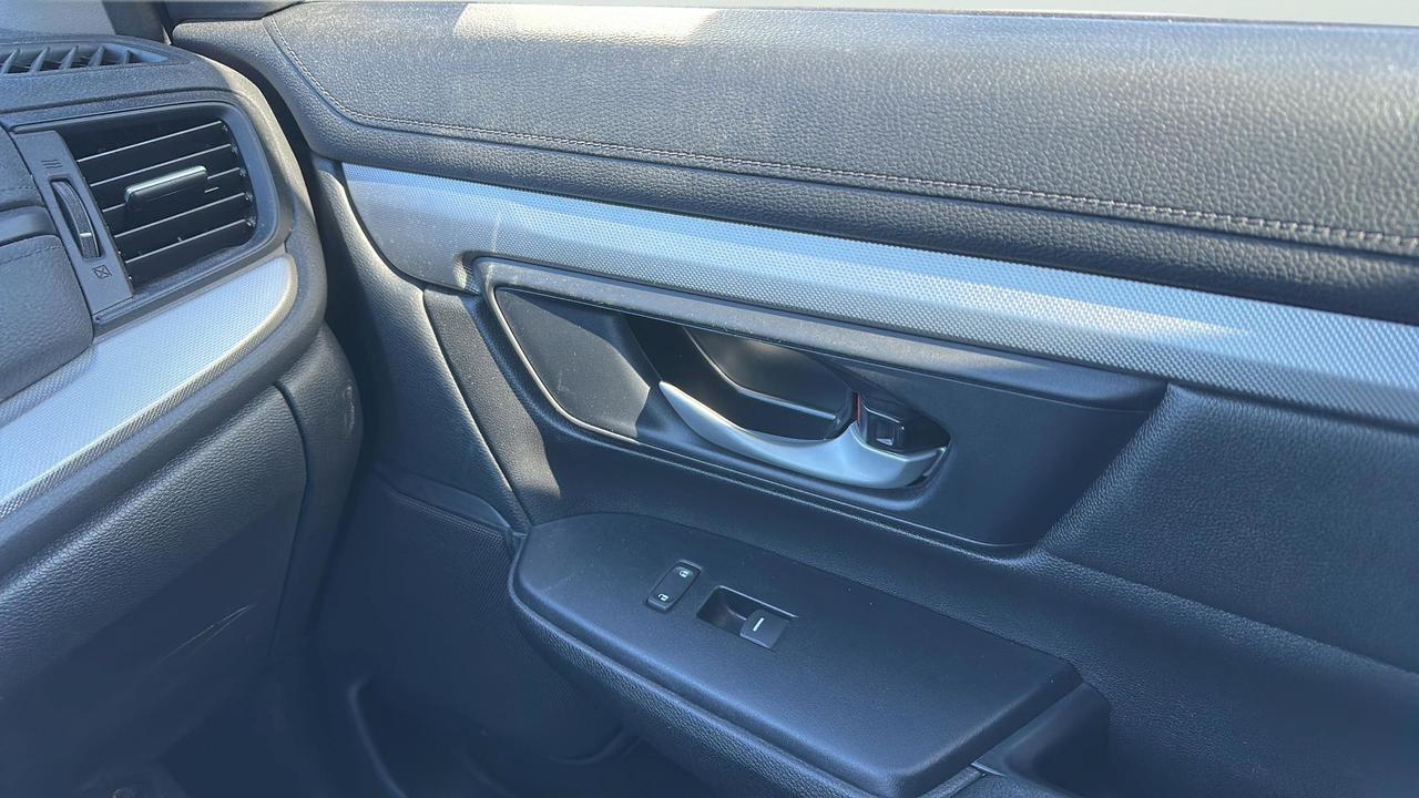 2022 Honda CR-V LX Photo