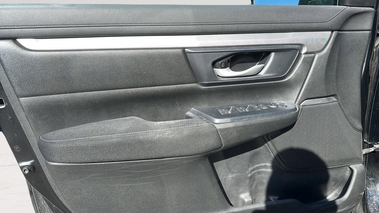 2022 Honda CR-V LX Photo