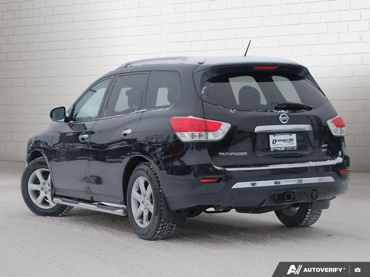 2016 Nissan Pathfinder  Photo3