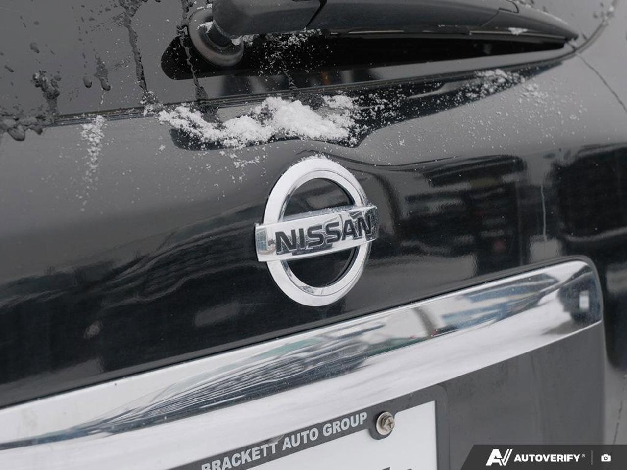 2016 Nissan Pathfinder  Photo