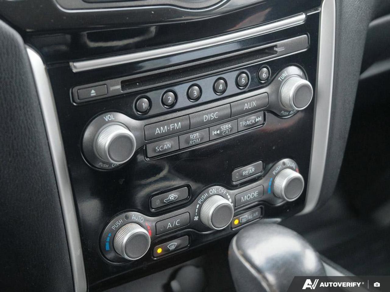 2016 Nissan Pathfinder  Photo