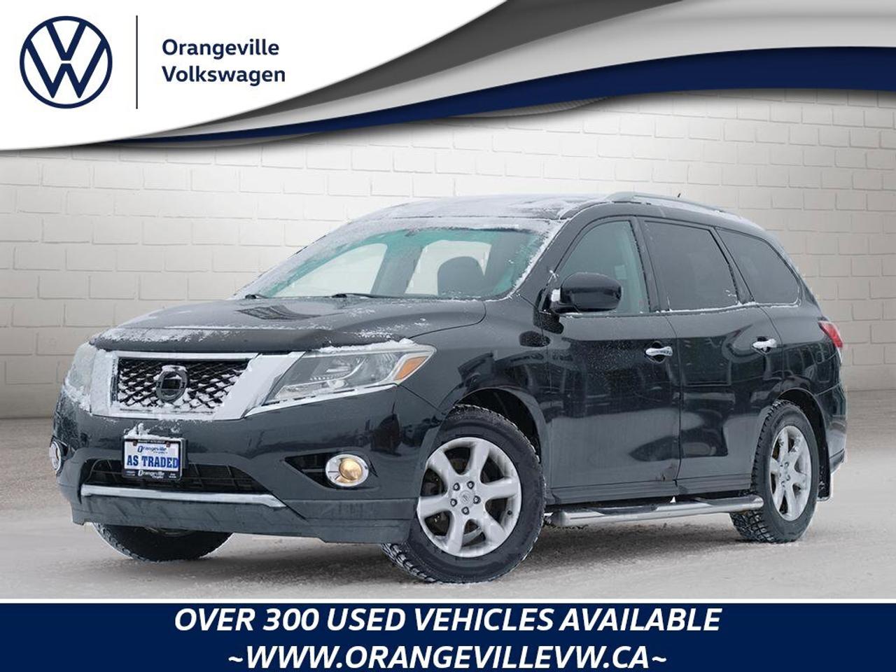 2016 Nissan Pathfinder  Photo0