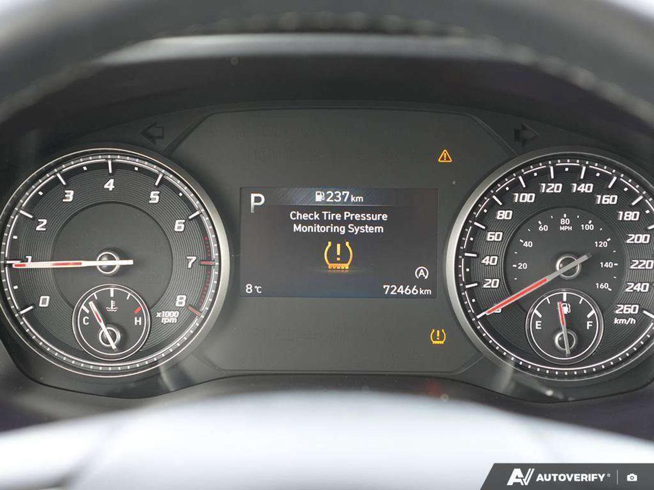 2023 Hyundai Santa Fe preferred AWD, 2.5L, ALLOYS, SNOWS, AWD, LEATHER, CERTIFIED PREOWNED! Photo
