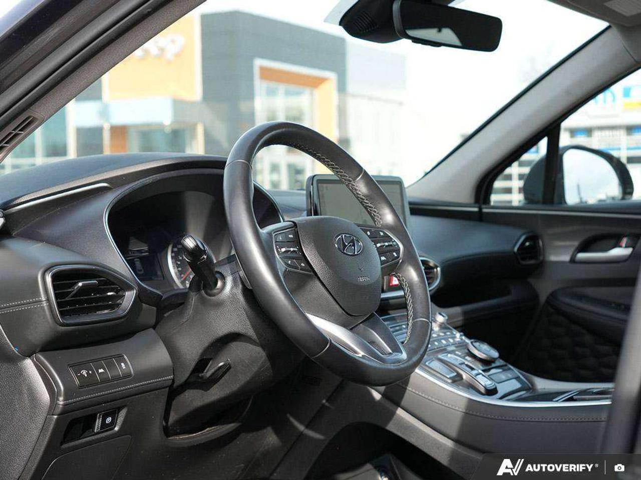 2023 Hyundai Santa Fe preferred AWD, 2.5L, ALLOYS, SNOWS, AWD, LEATHER, CERTIFIED PREOWNED! Photo