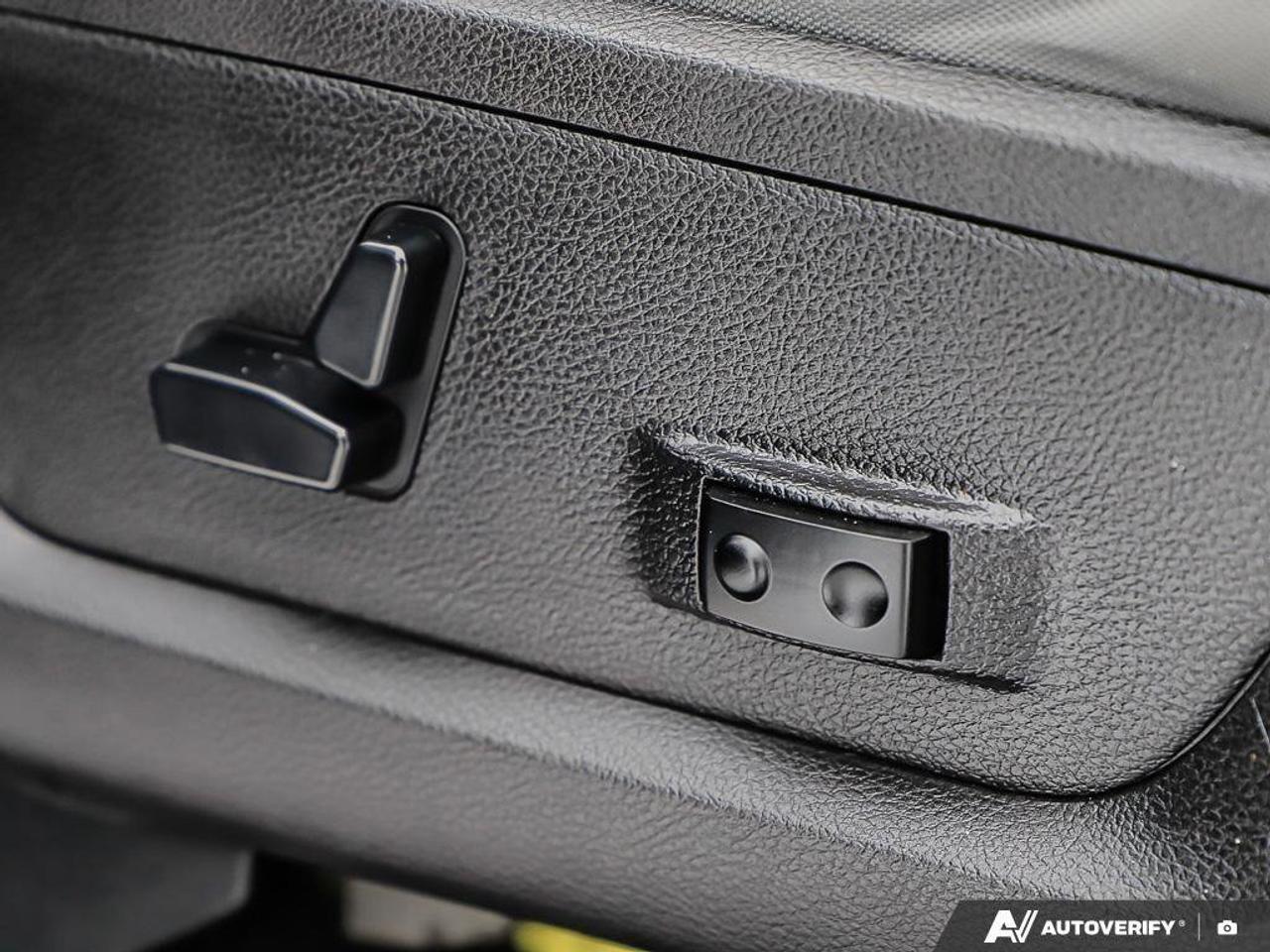 2016 RAM 1500  Photo
