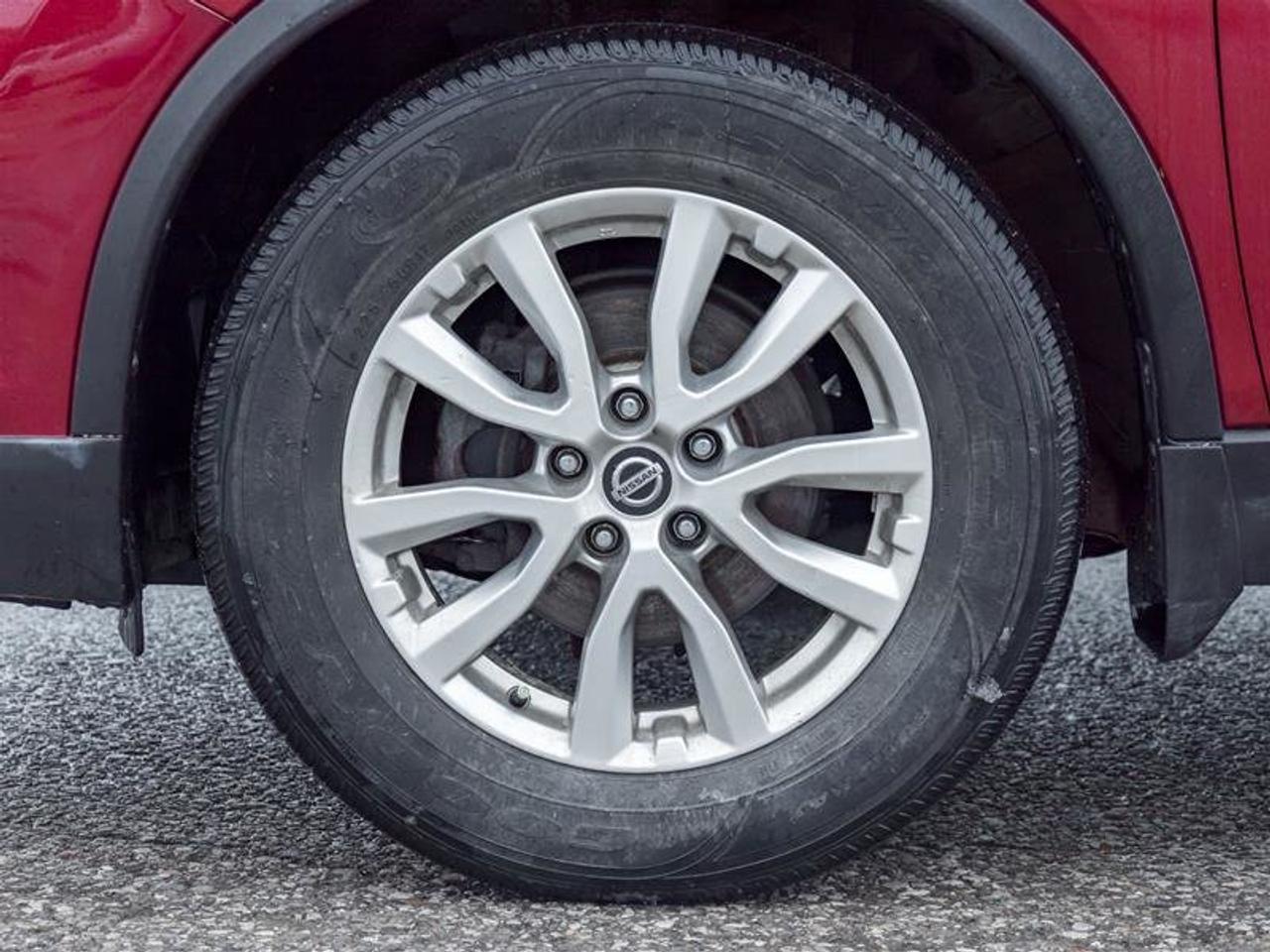 2019 Nissan Rogue SV FWD CVT Photo