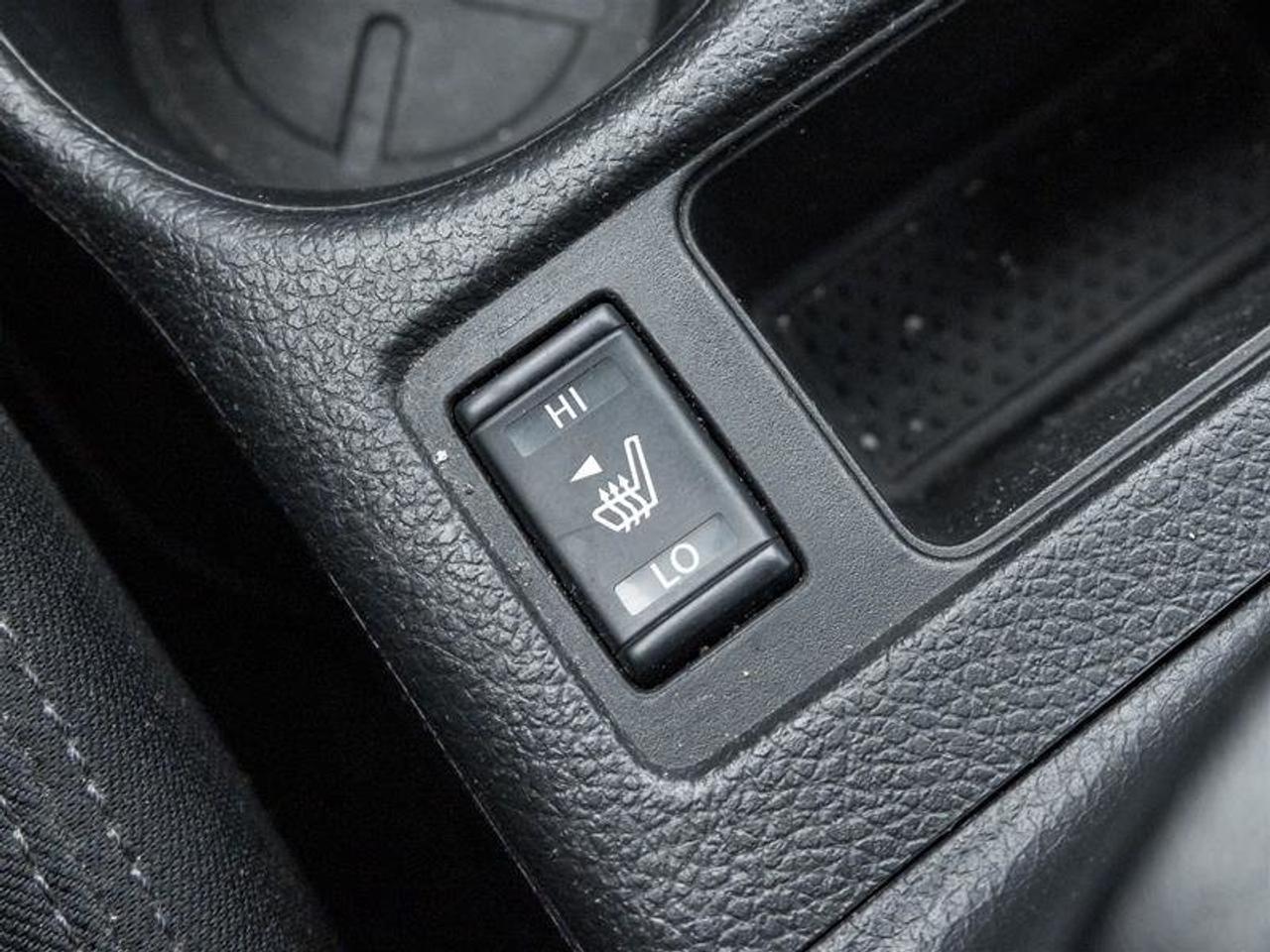 2019 Nissan Rogue SV FWD CVT Photo