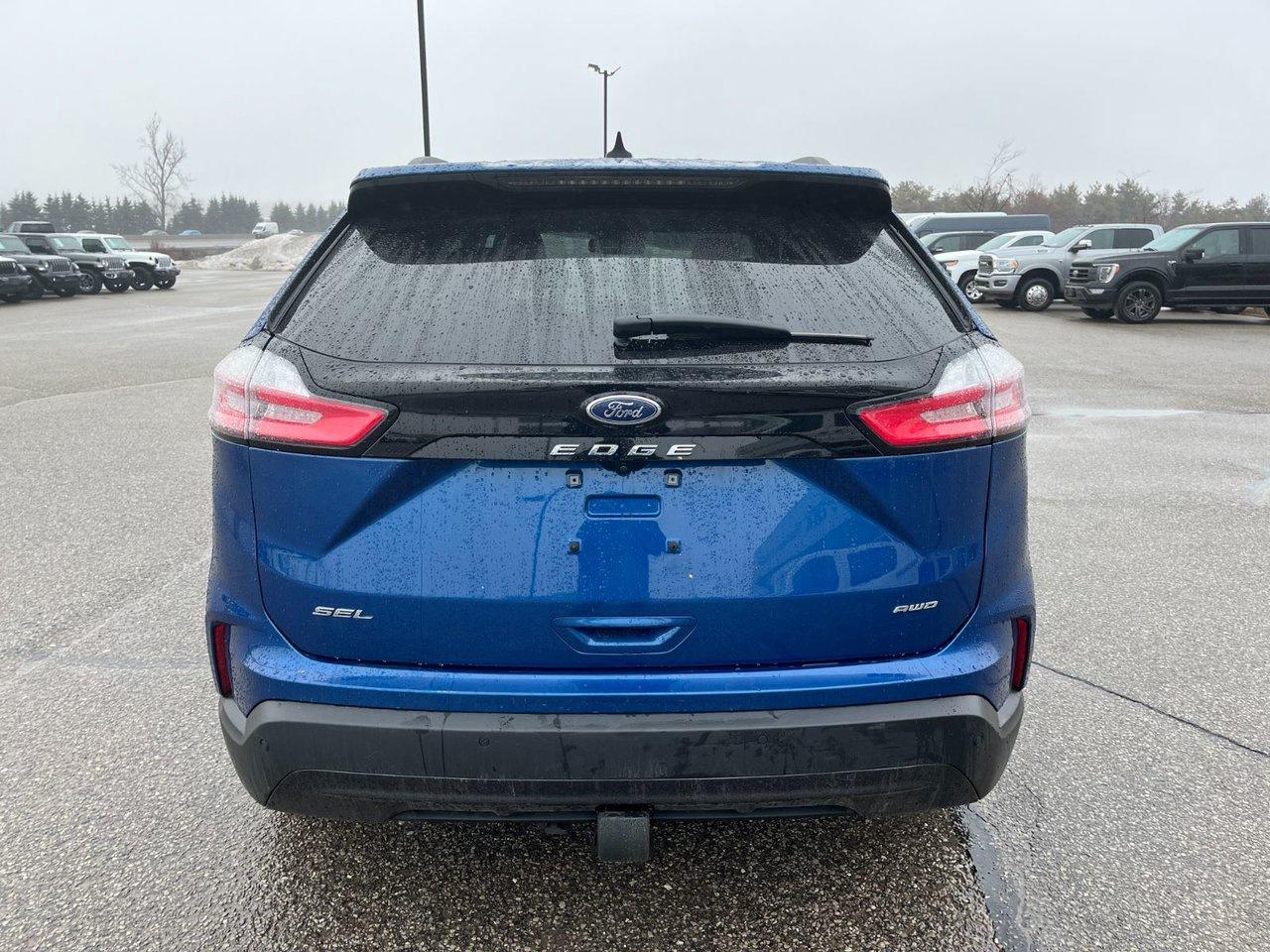2022 Ford Edge SEL AWD Photo
