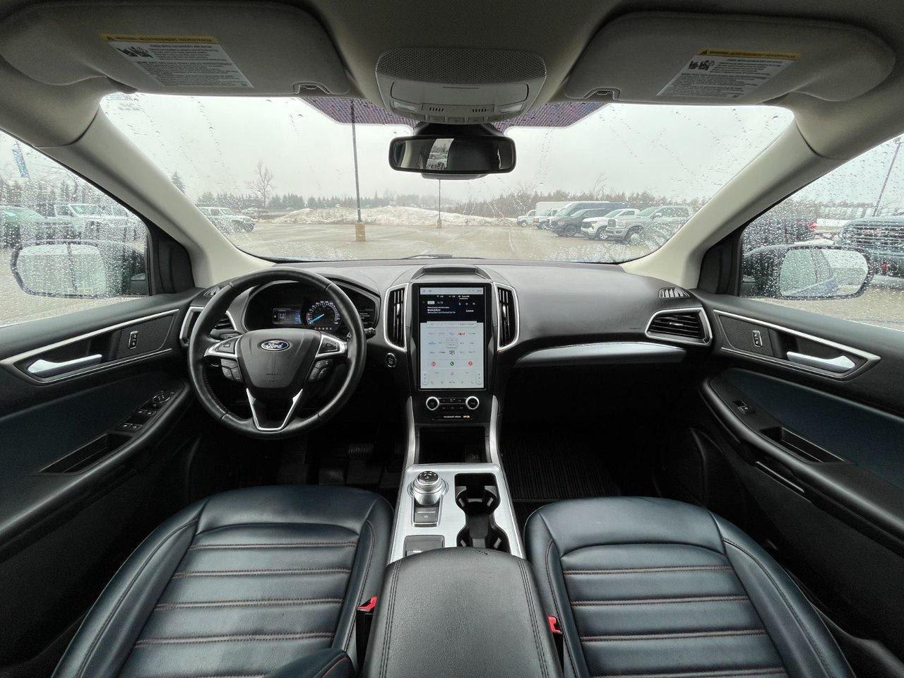 2022 Ford Edge SEL AWD Photo