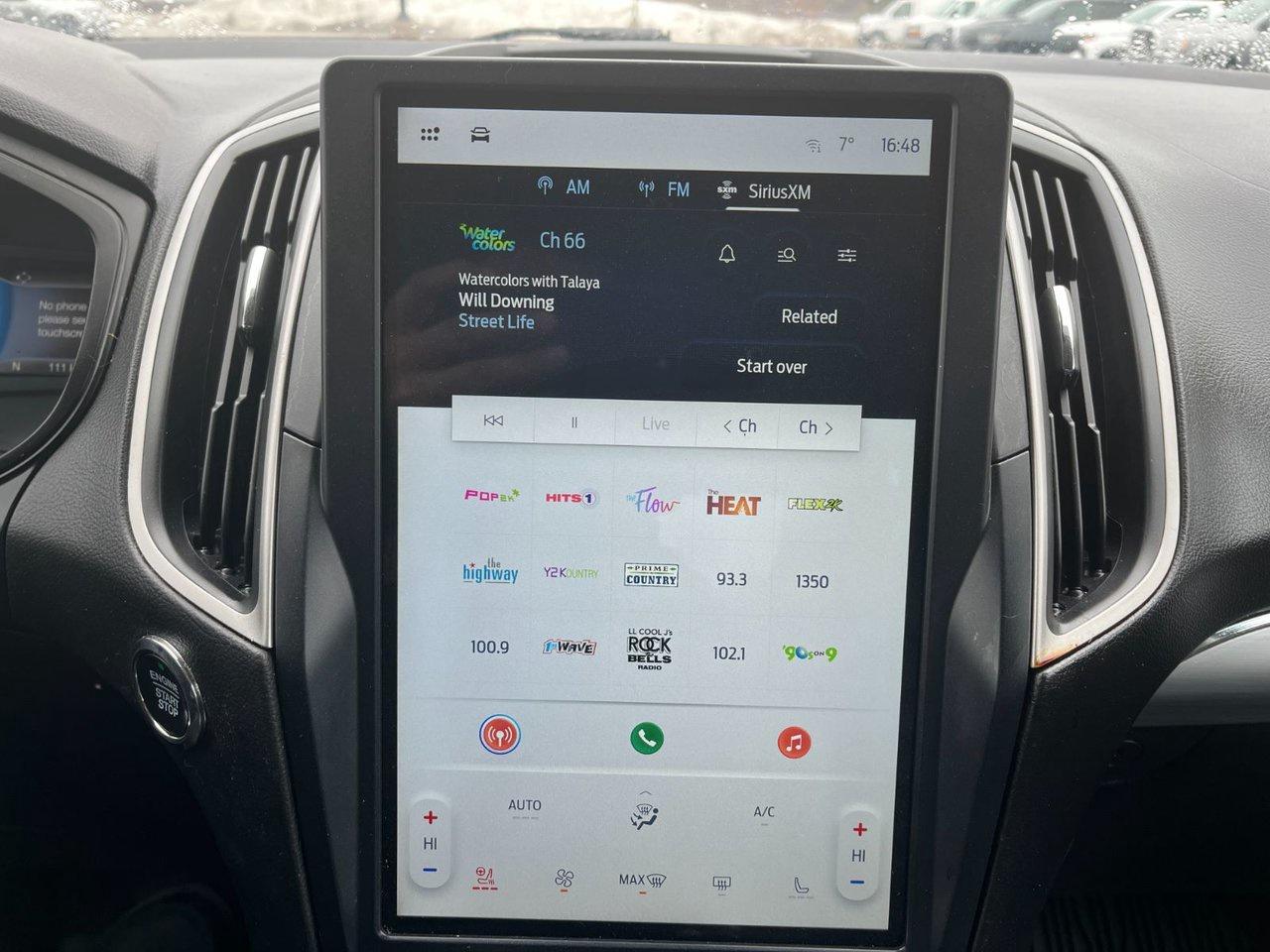 2022 Ford Edge SEL AWD Photo