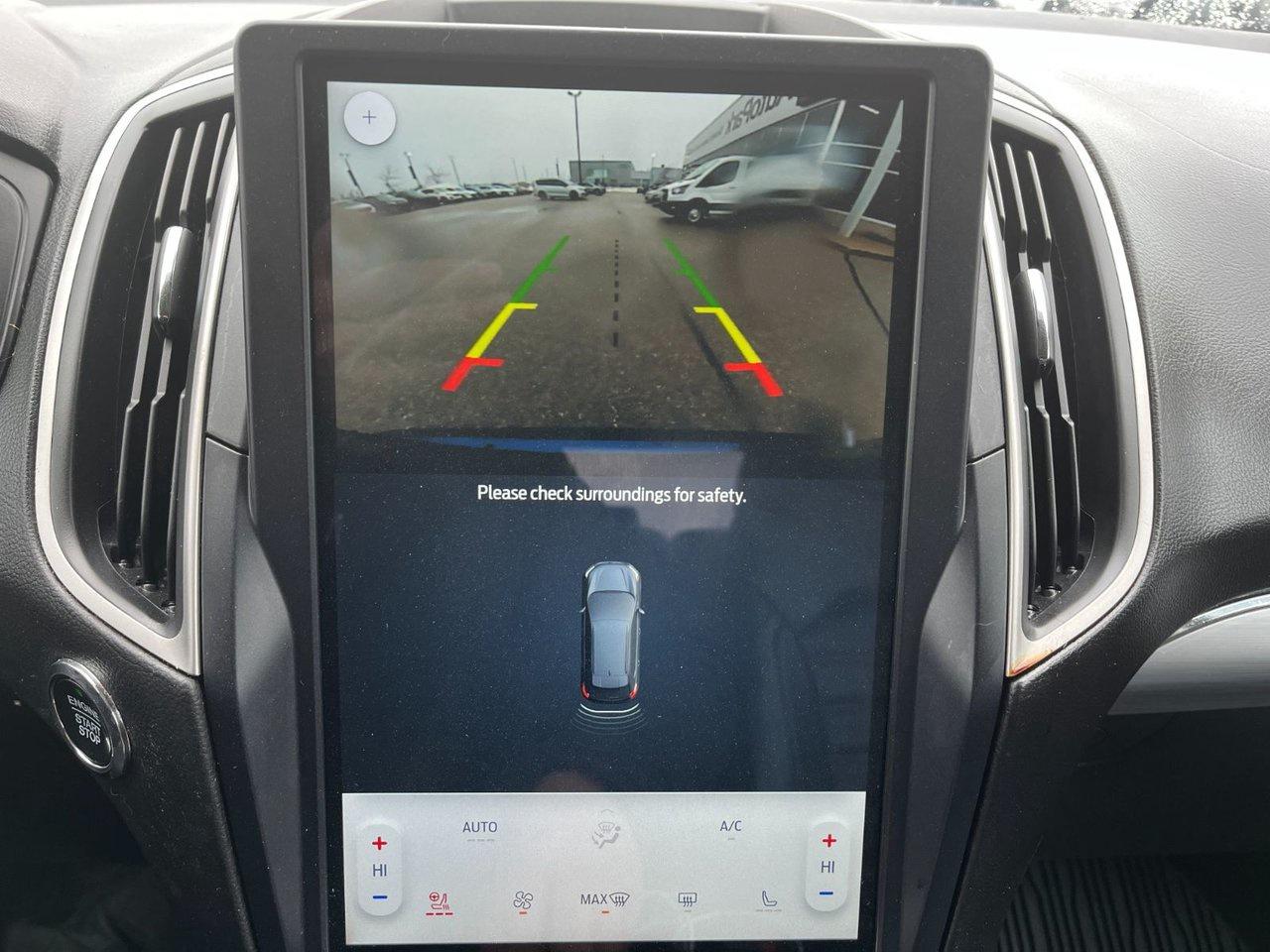 2022 Ford Edge SEL AWD Photo