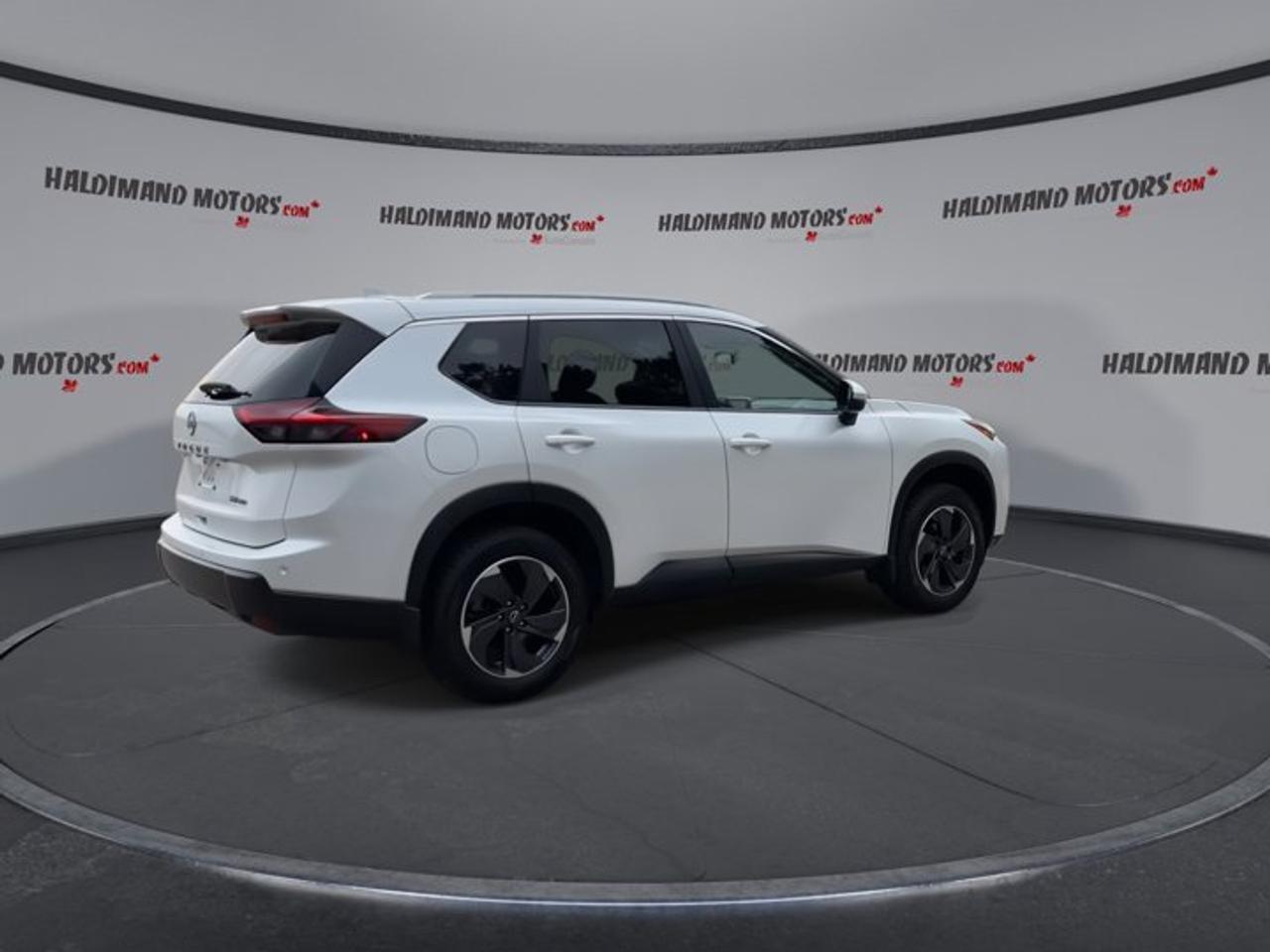 2024 Nissan Rogue SV AWD | Panoramic Sunroof | No accidents Photo