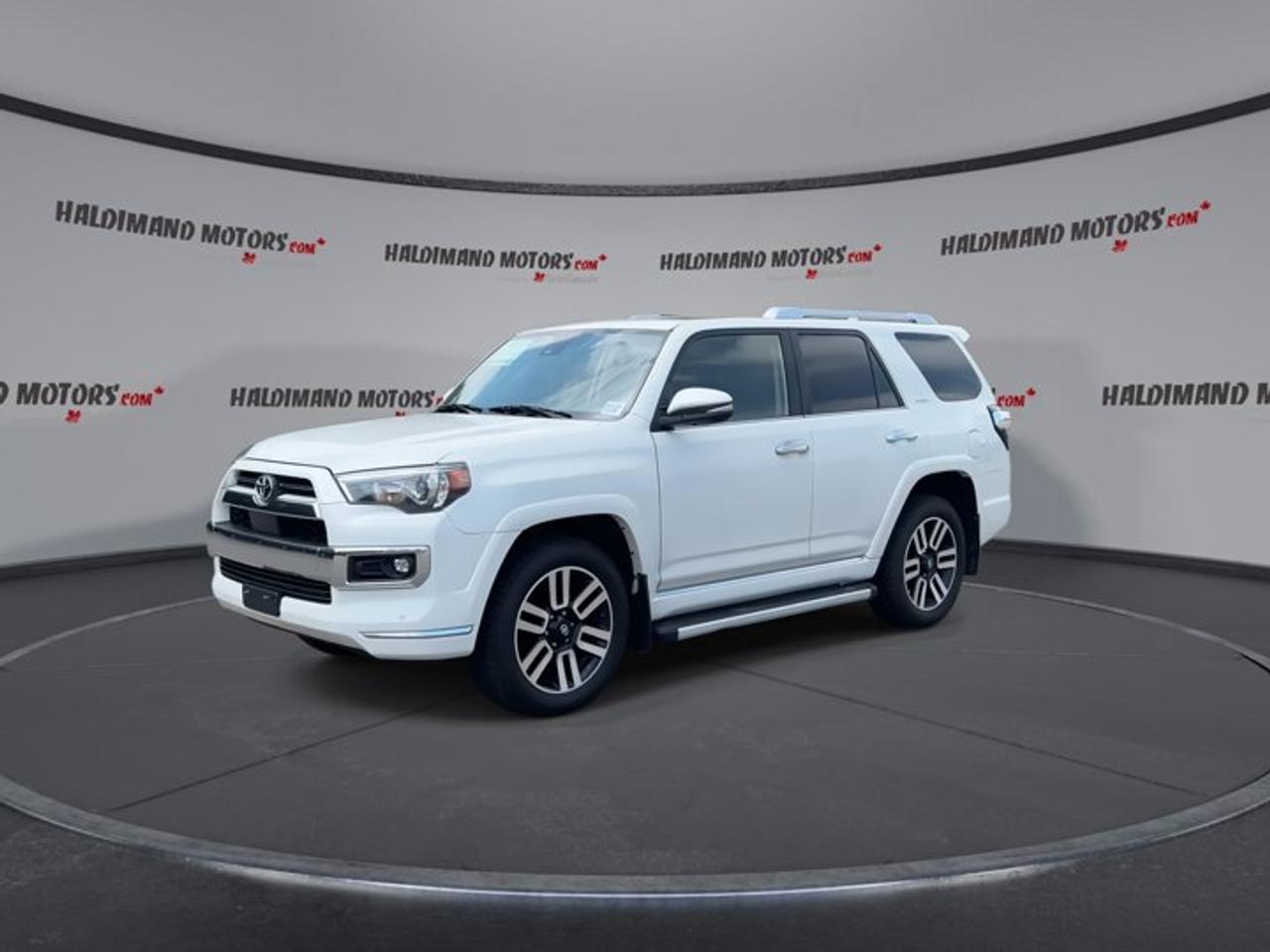 2021 Toyota 4Runner Limited 4WD | One Owner | Vent. Front Seats | Leather Seats Photo3
