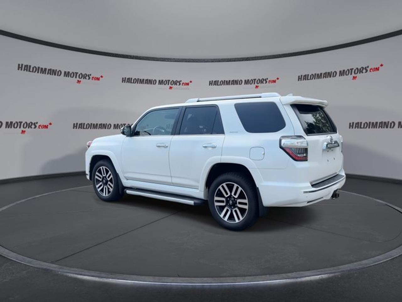 2021 Toyota 4Runner Limited 4WD | One Owner | Vent. Front Seats | Leather Seats Photo