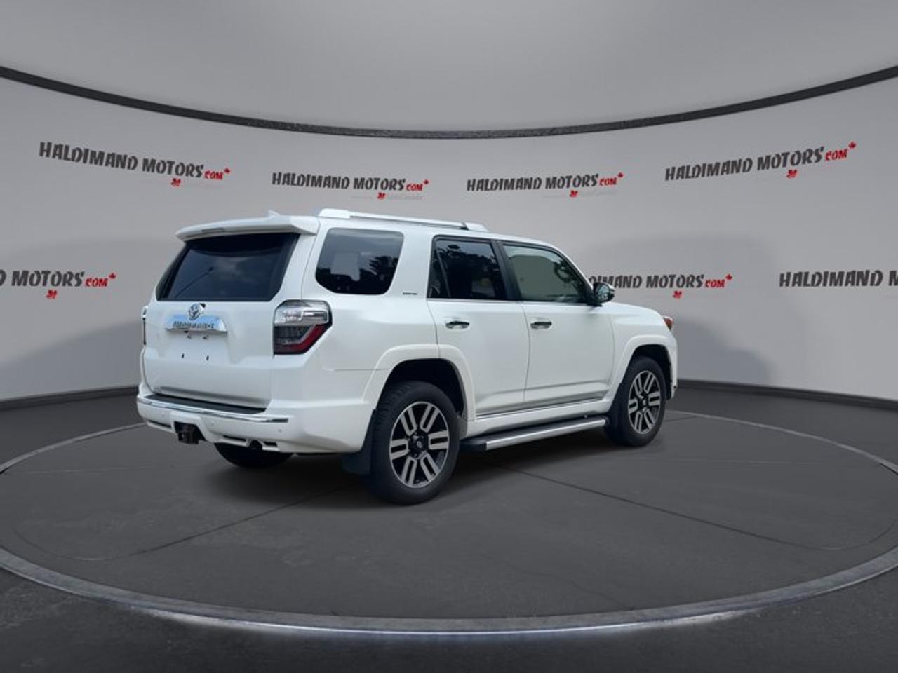 2021 Toyota 4Runner Limited 4WD | One Owner | Vent. Front Seats | Leather Seats Photo