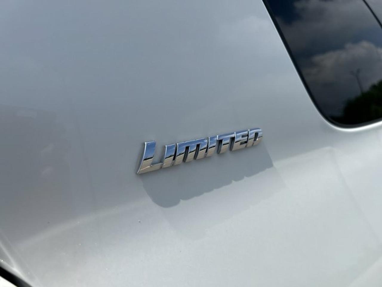 2021 Toyota 4Runner Limited 4WD | One Owner | Vent. Front Seats | Leather Seats Photo