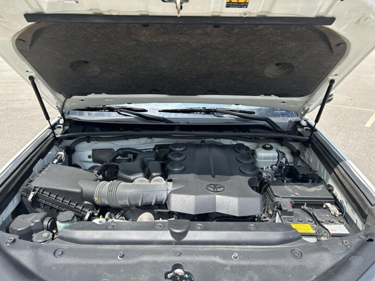 2021 Toyota 4Runner Limited 4WD | One Owner | Vent. Front Seats | Leather Seats Photo