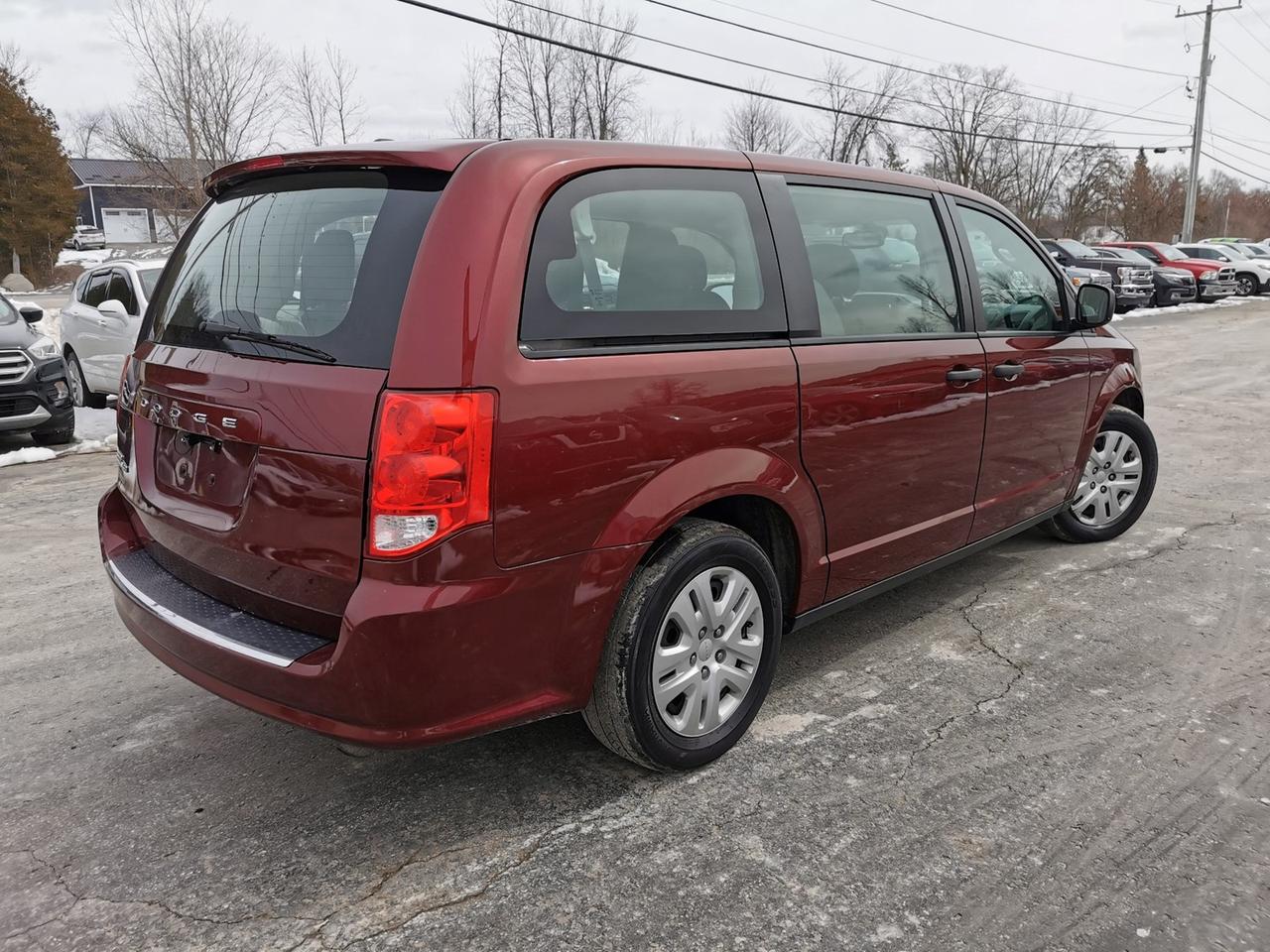 2019 Dodge Grand Caravan SE Photo4