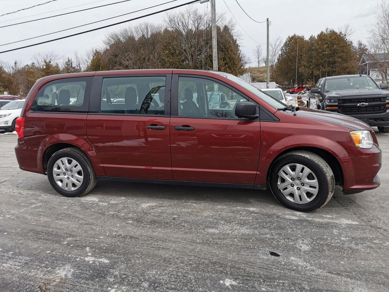 2019 Dodge Grand Caravan SE Photo