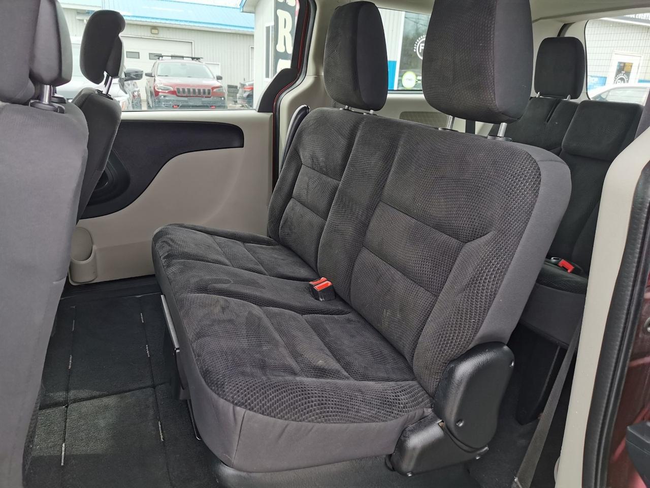 2019 Dodge Grand Caravan SE Photo