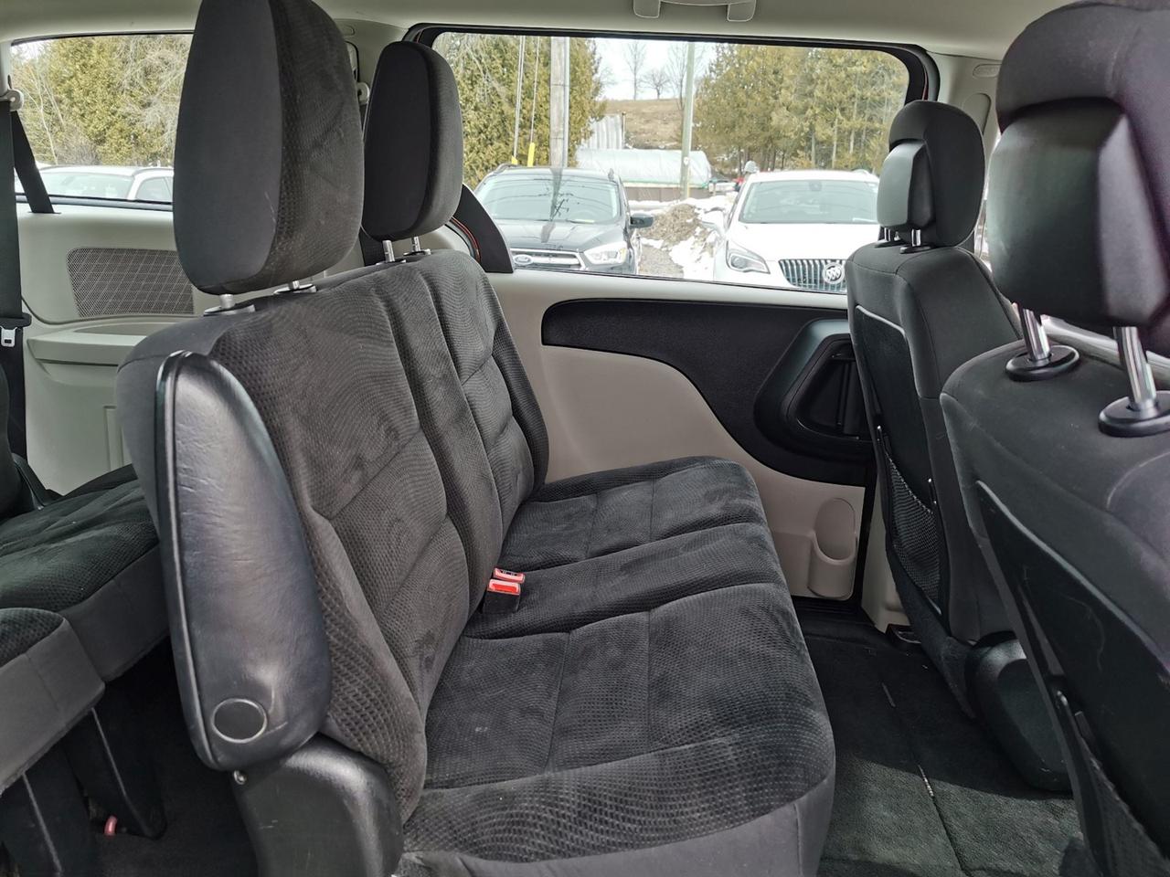 2019 Dodge Grand Caravan SE Photo