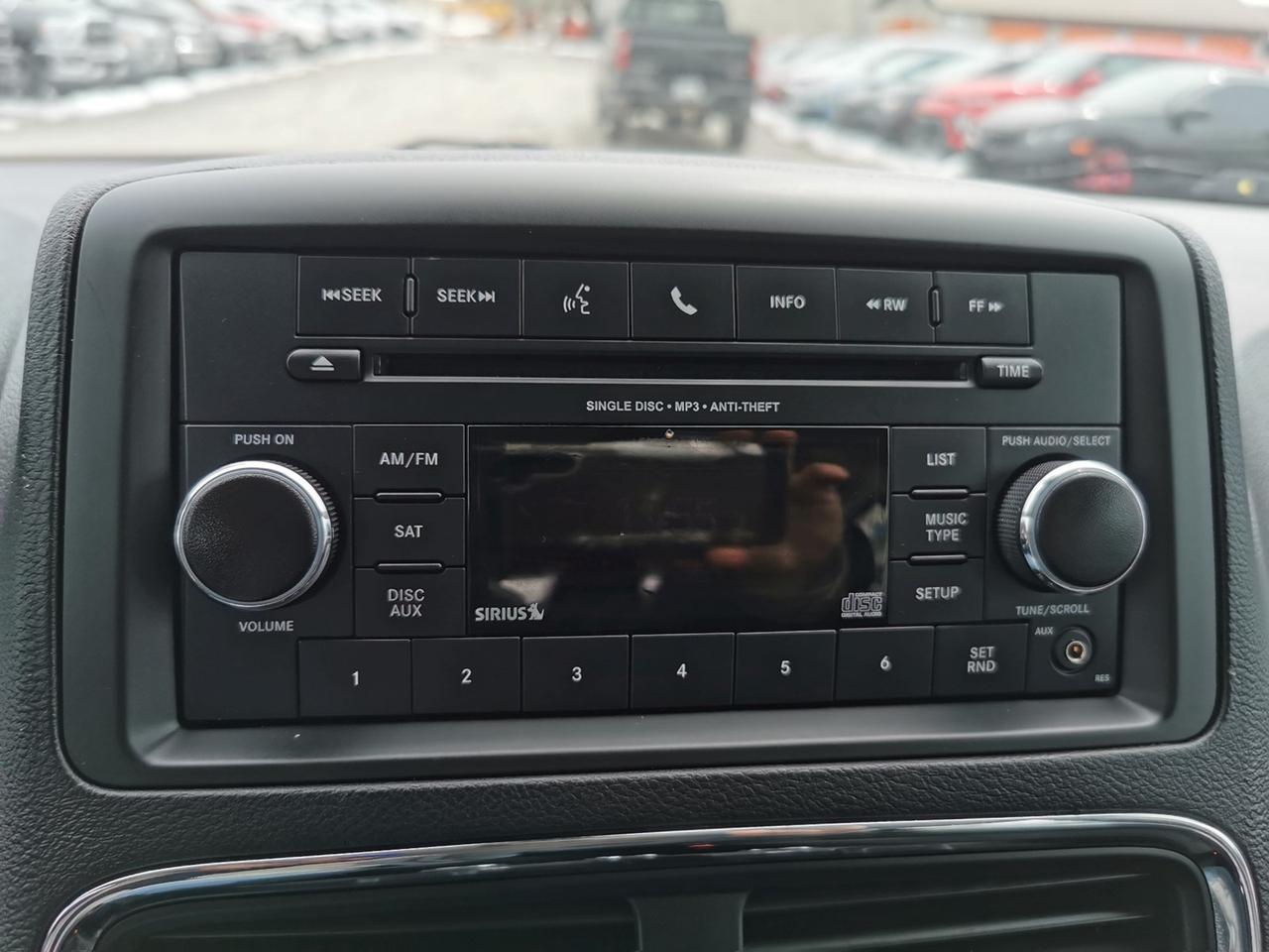 2019 Dodge Grand Caravan SE Photo