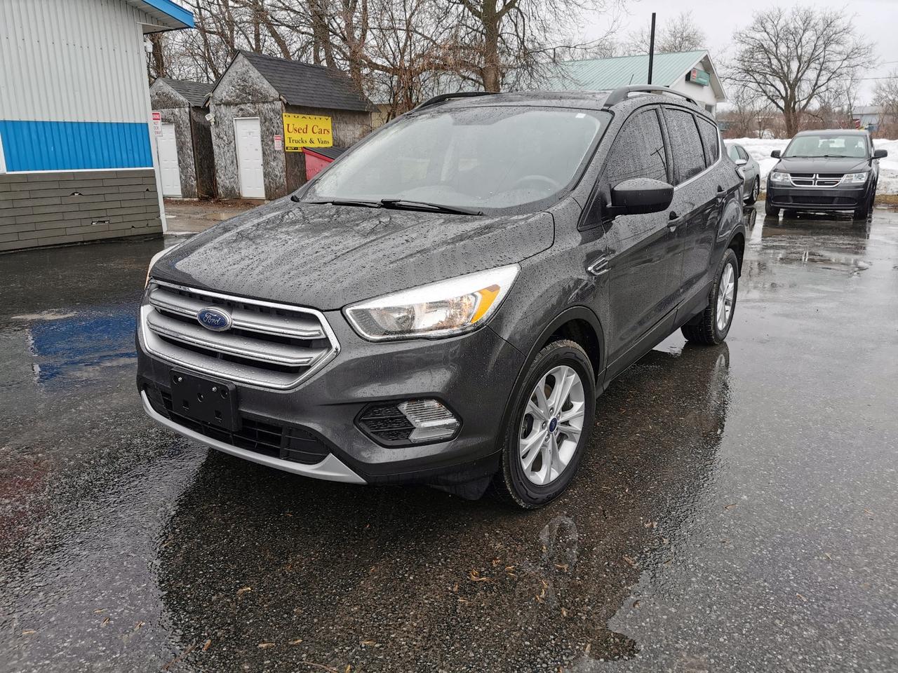 2017 Ford Escape SE - Photo #1