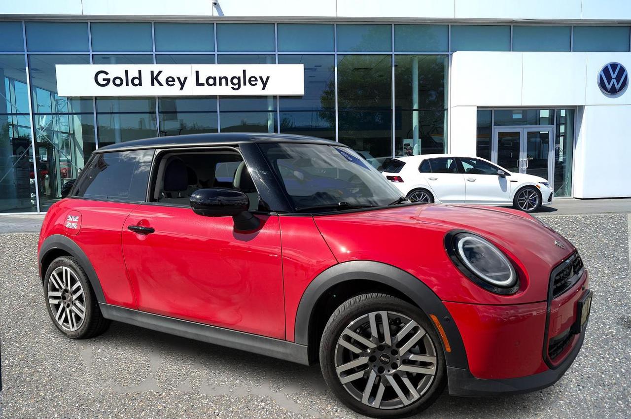 Used 2025 MINI Cooper Hardtop 3 Door for sale in Surrey, BC