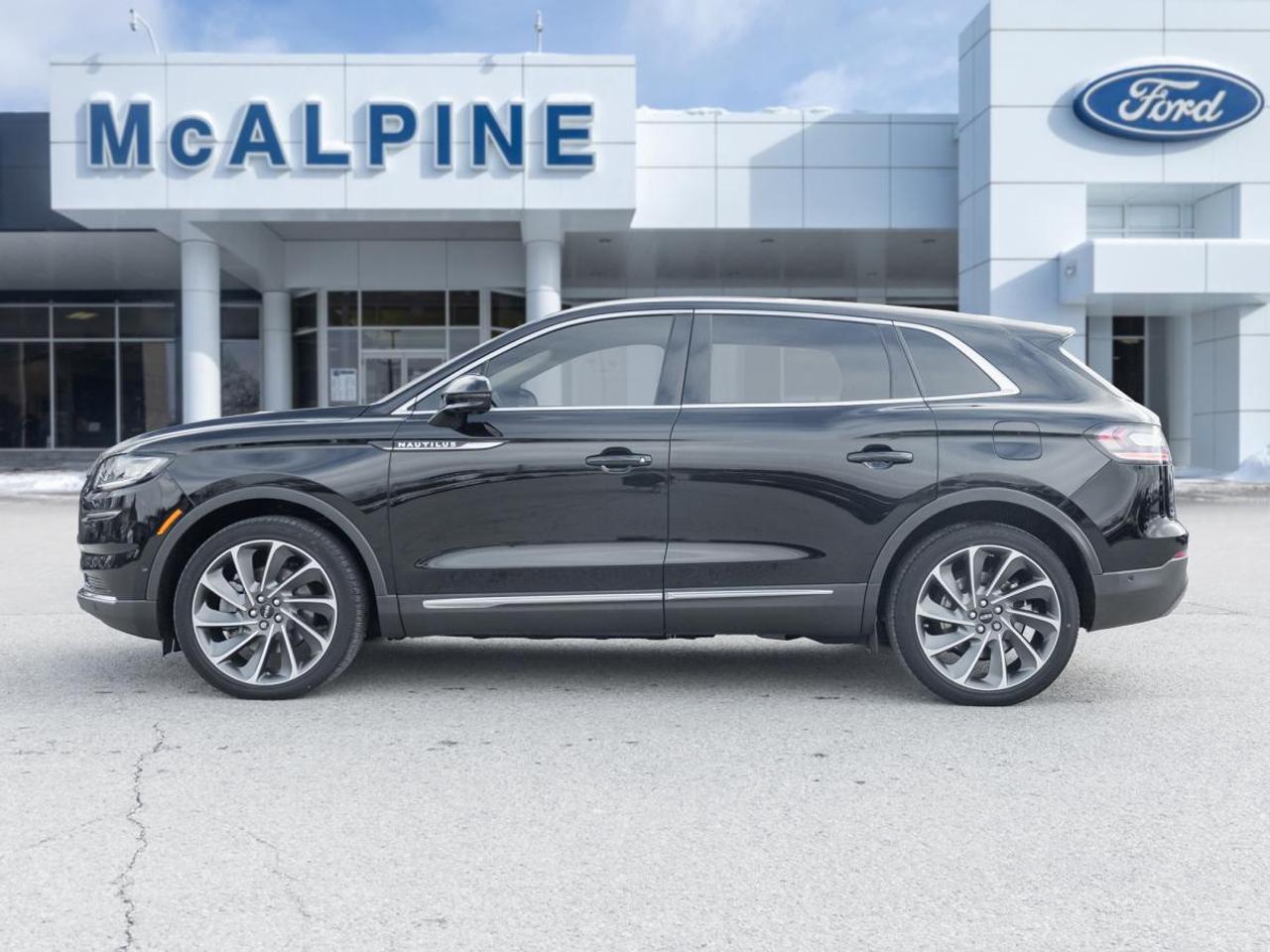 2022 Lincoln Nautilus RESERVE Photo2