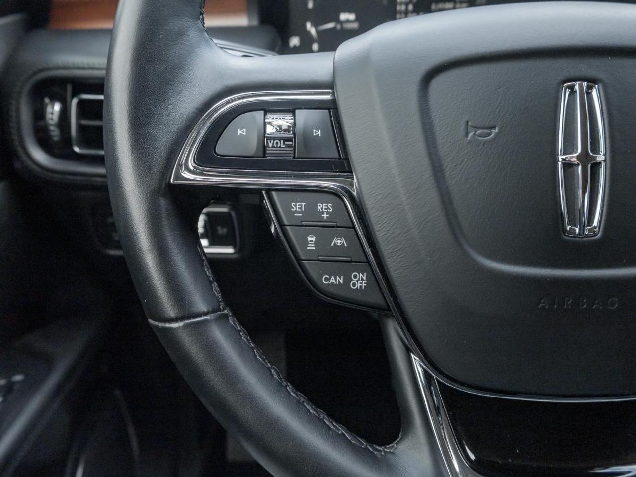 2022 Lincoln Nautilus RESERVE Photo