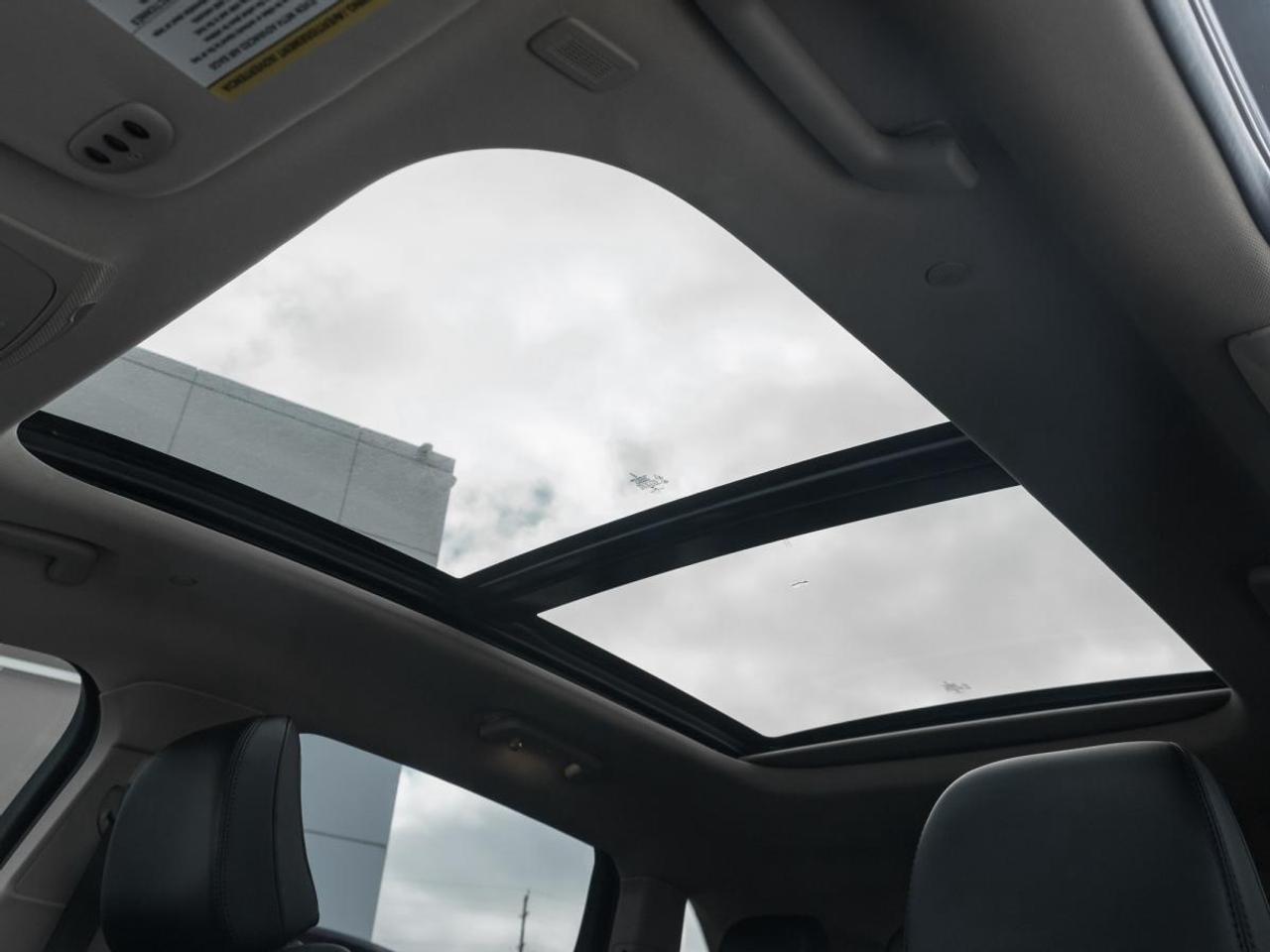 2022 Lincoln Nautilus RESERVE Photo