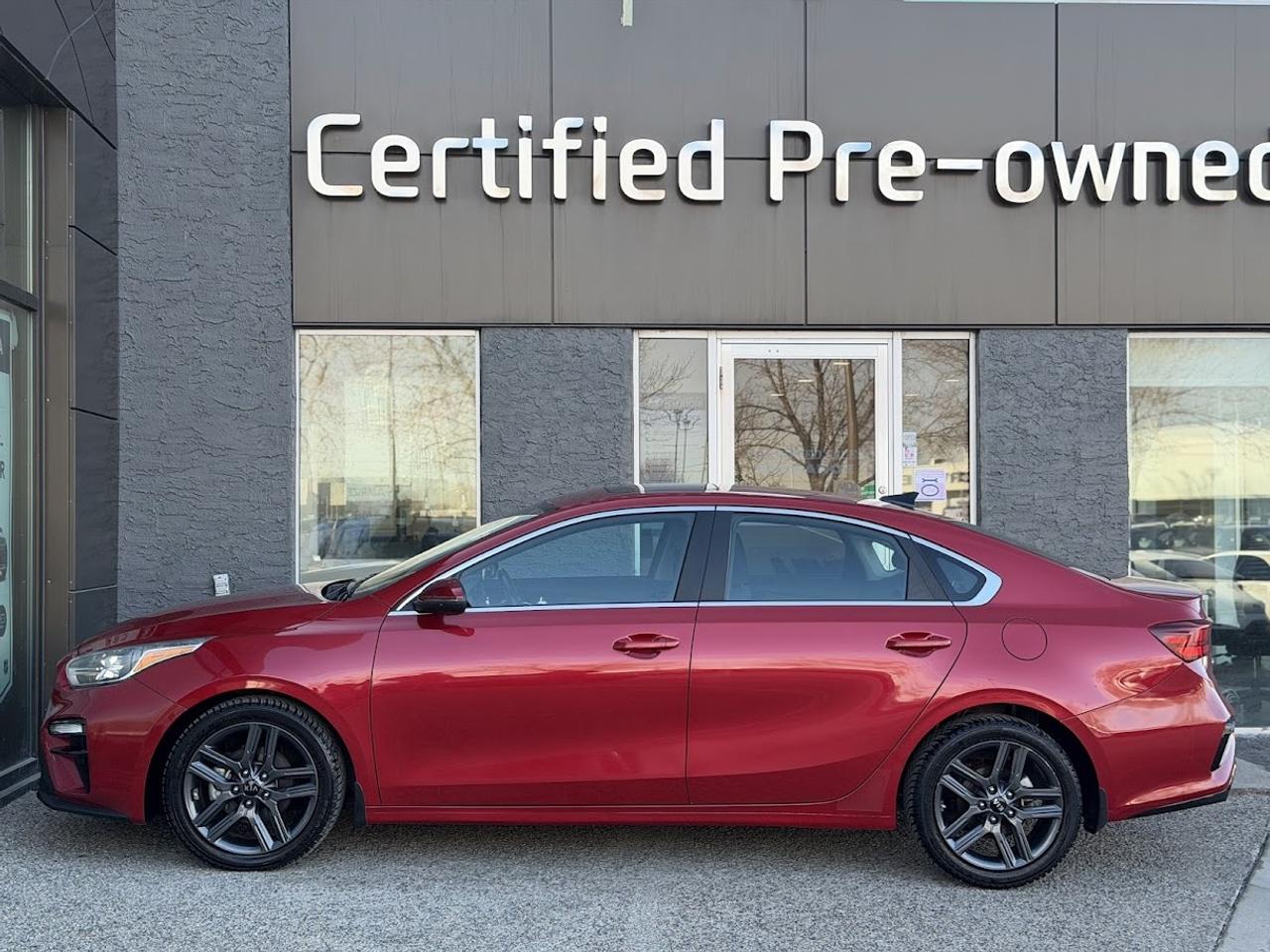 Used 2021 Kia Forte EX w/ SUNROOF / AUTOMATIC for sale in Calgary, AB