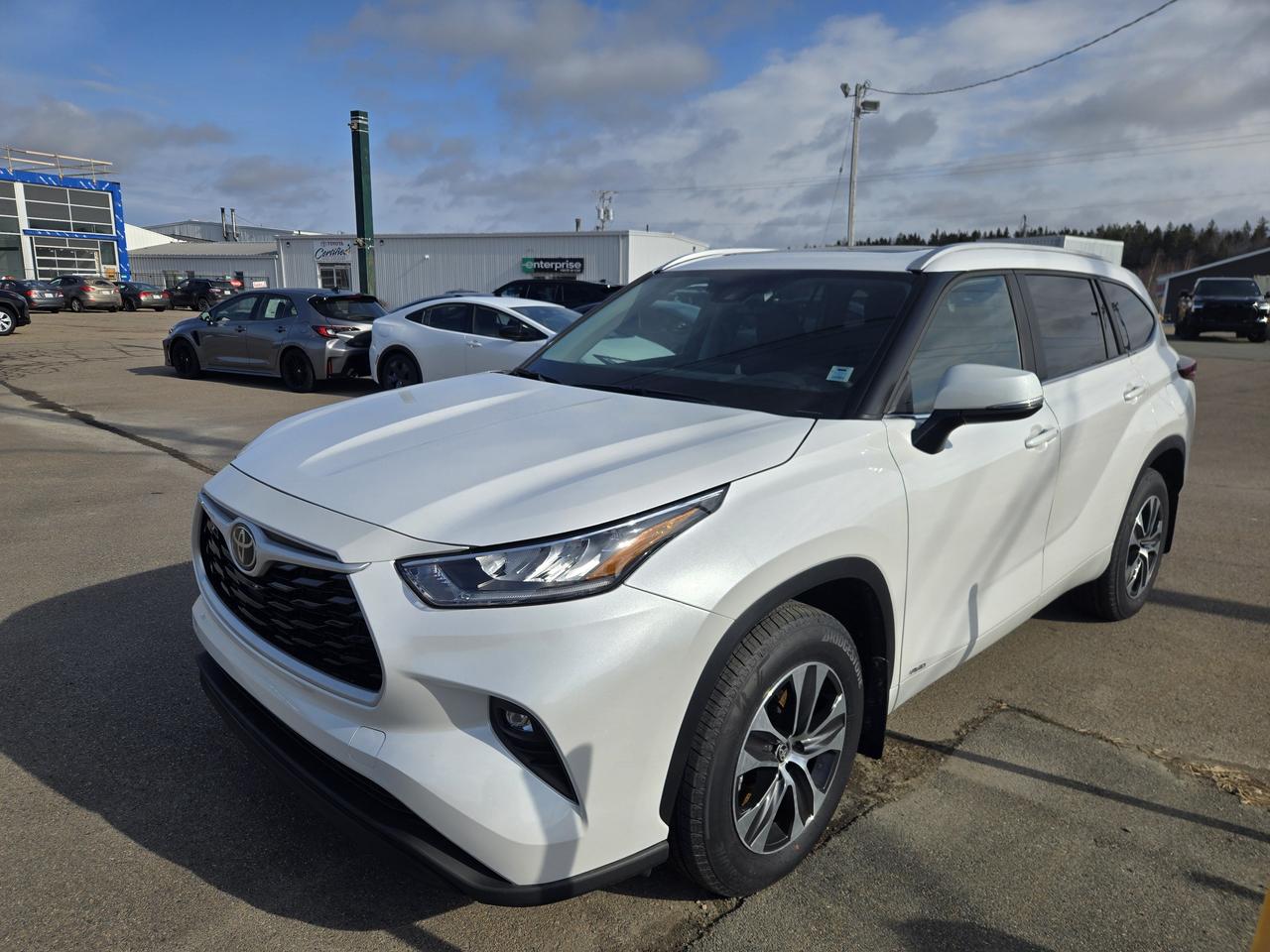 2026 Toyota Highlander HIGHLANDER HYBRID XLE - PREMIU Photo0